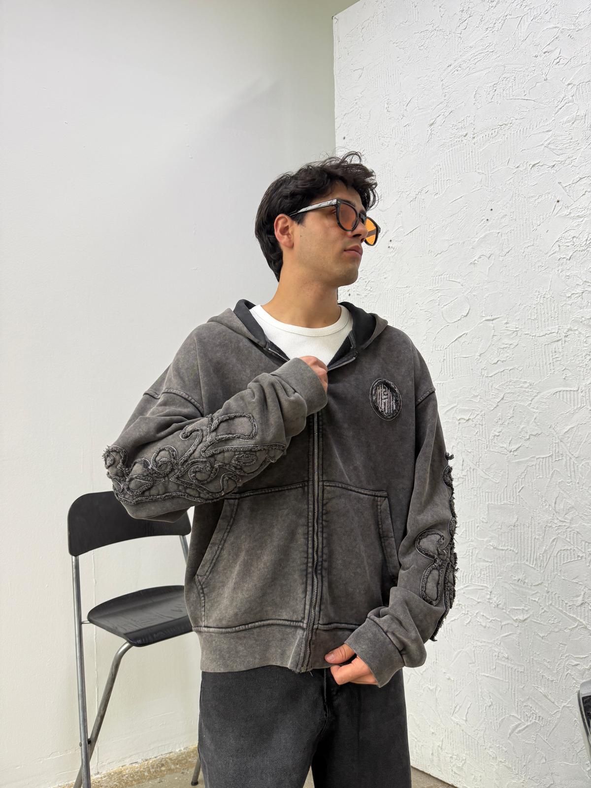 Kol Patch Detay Washed Black Diyagonel Zip Hoodie