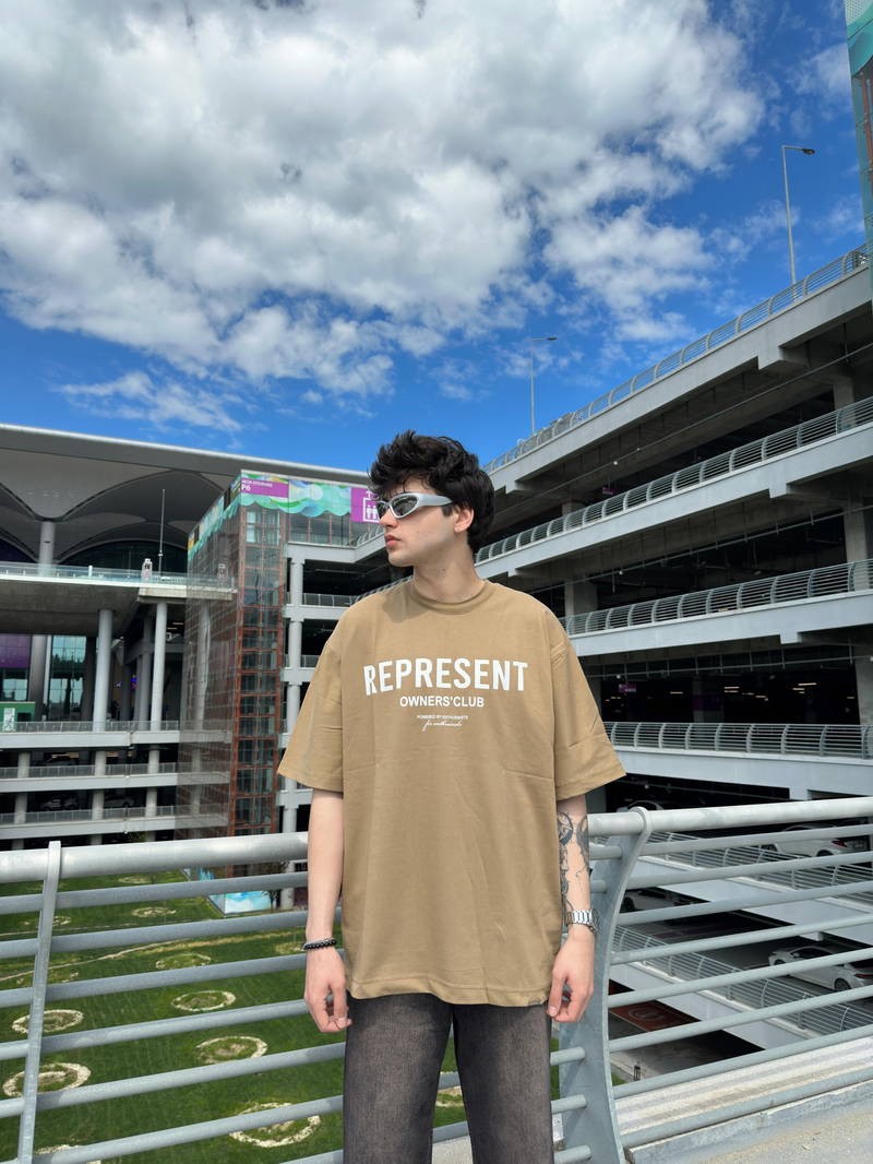 Representby Owner Print Brown Oversize Tshirt