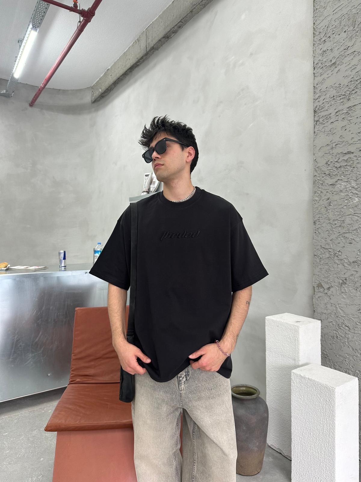 Pedad Nakışlı Siyah T-Shirt 