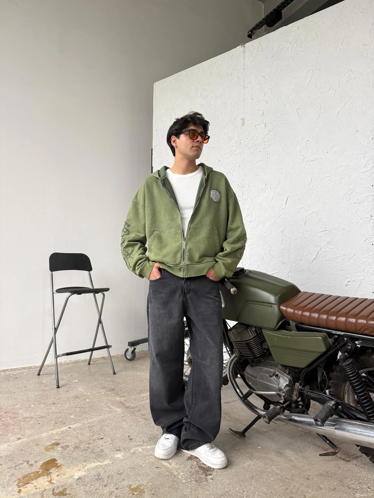 Kol Patch Detay Washed Green Diyagonel Zip Hoodie