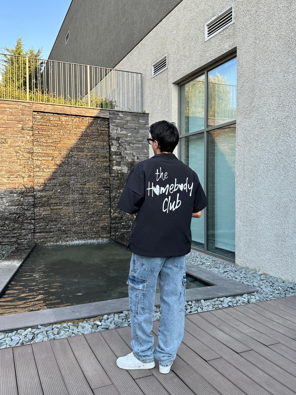 The Homebody Club Baskılı Siyah Gömlek