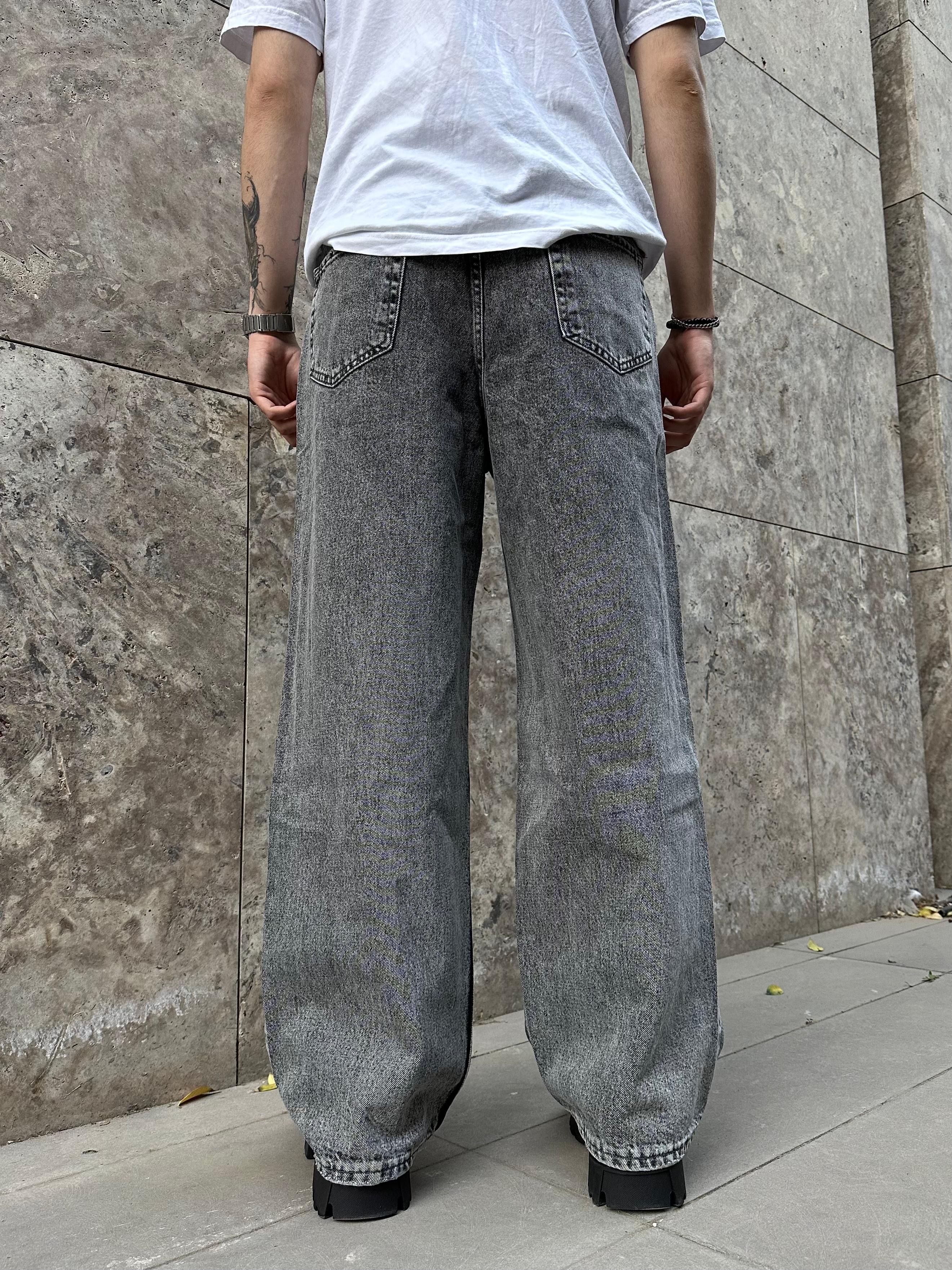 Acid Wash Baggy Jean