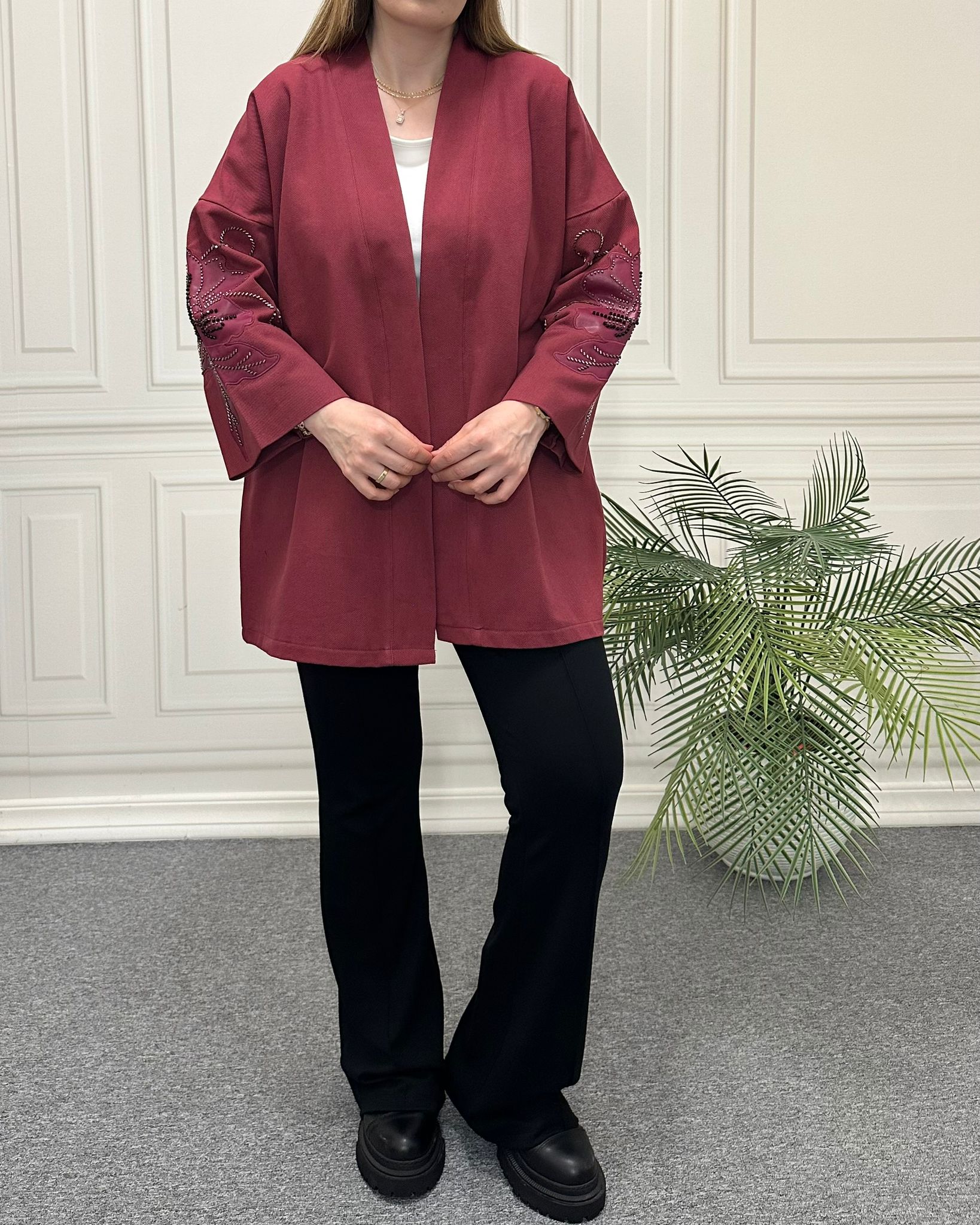 Deri Ve Boncuk Detaylı Kimono Bordo