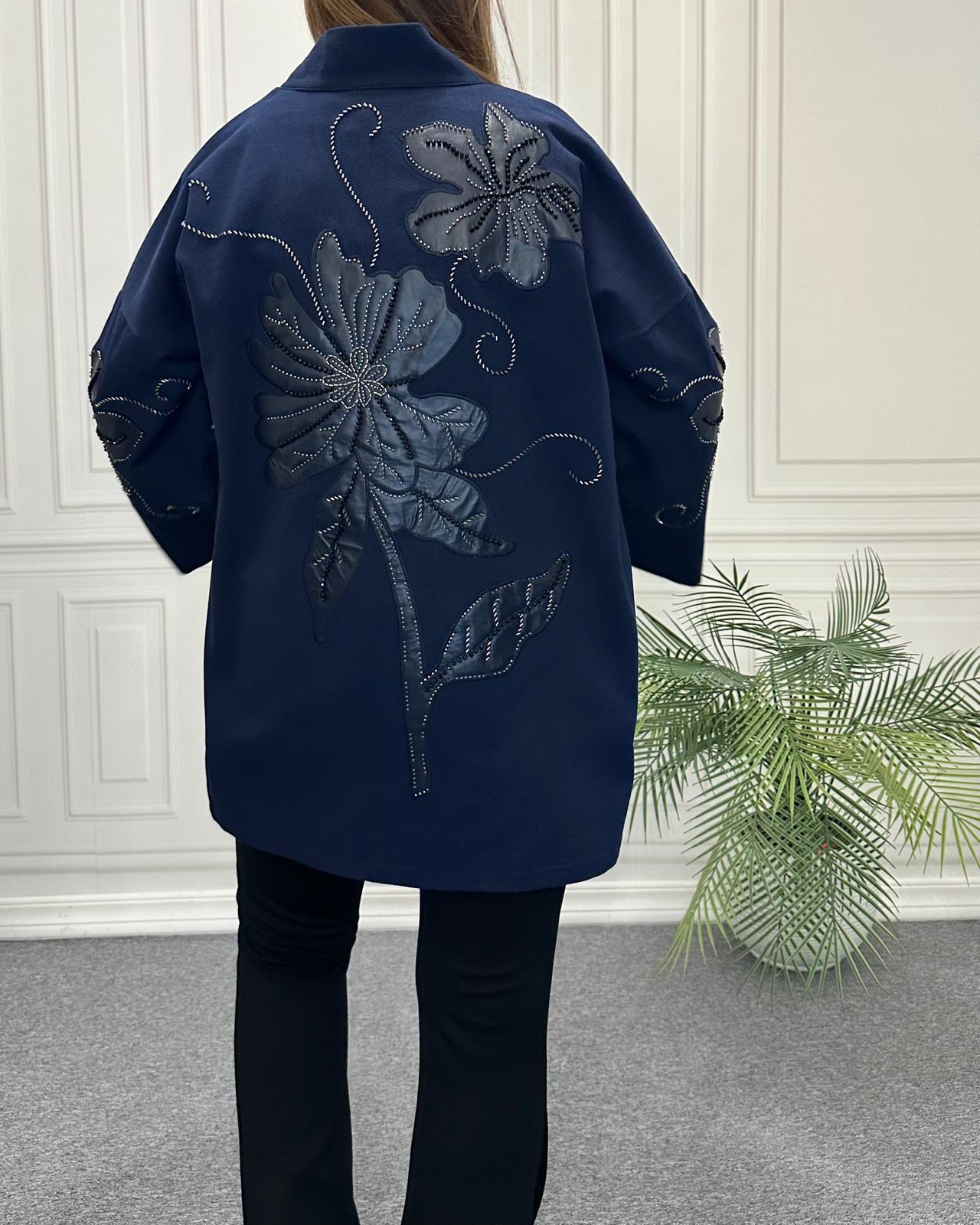 Deri Ve Boncuk Detaylı Kimono Lacivert