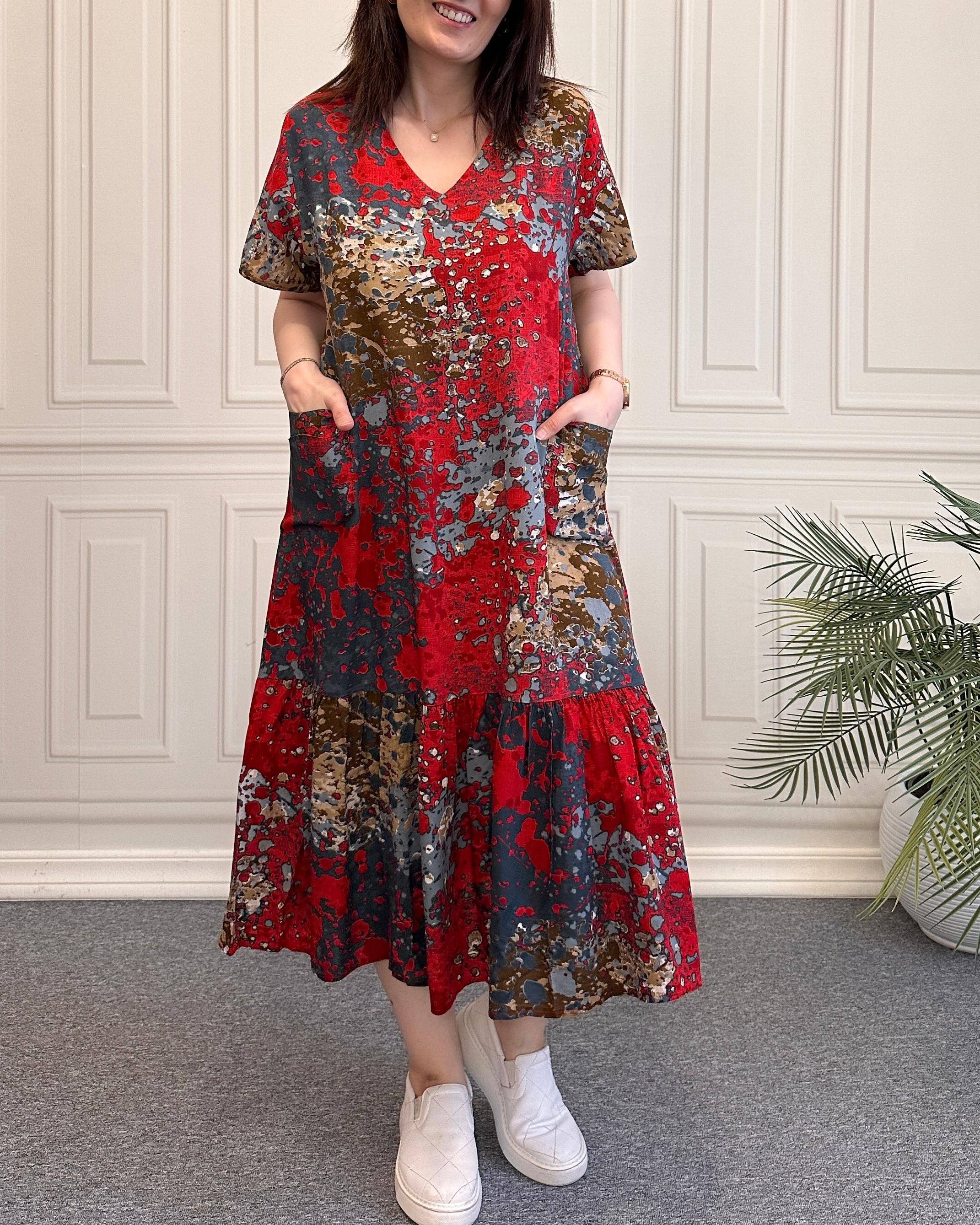 Batik Desen Etek Ucu Volanlı Elbise Kırmızı