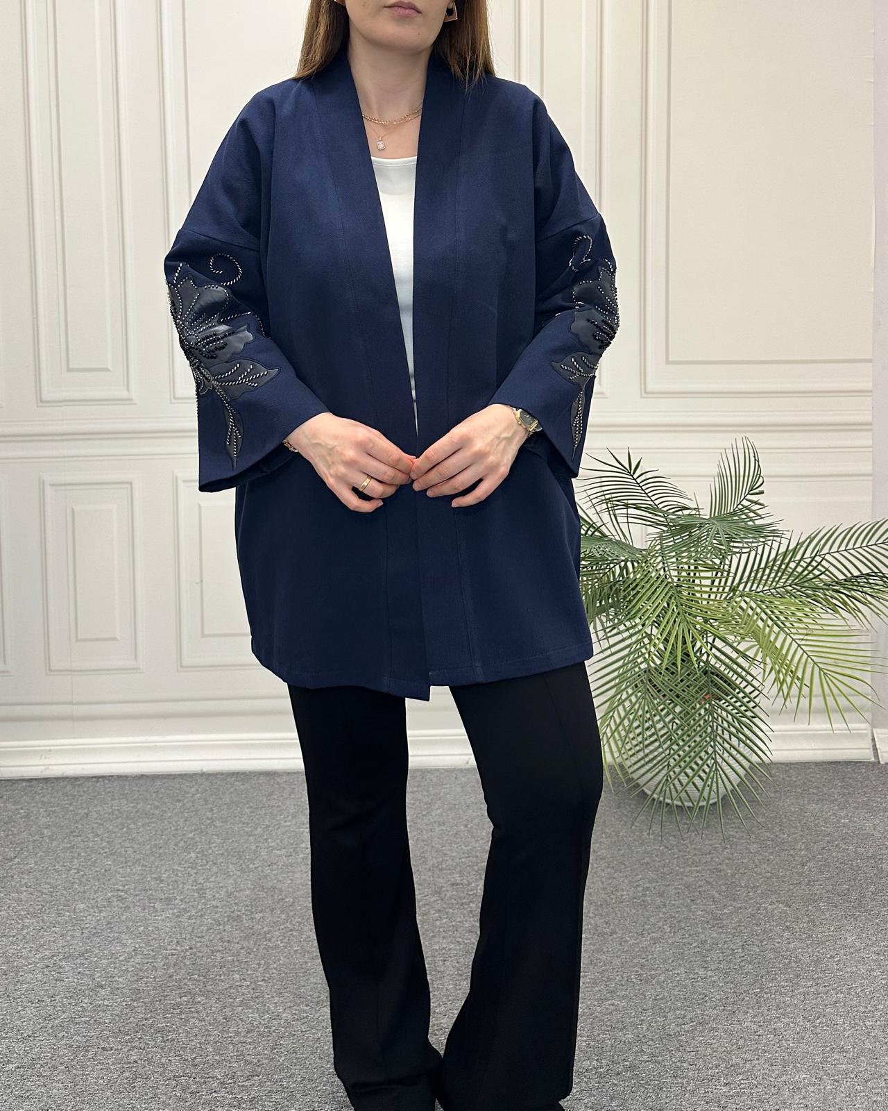 Deri Ve Boncuk Detaylı Kimono Lacivert