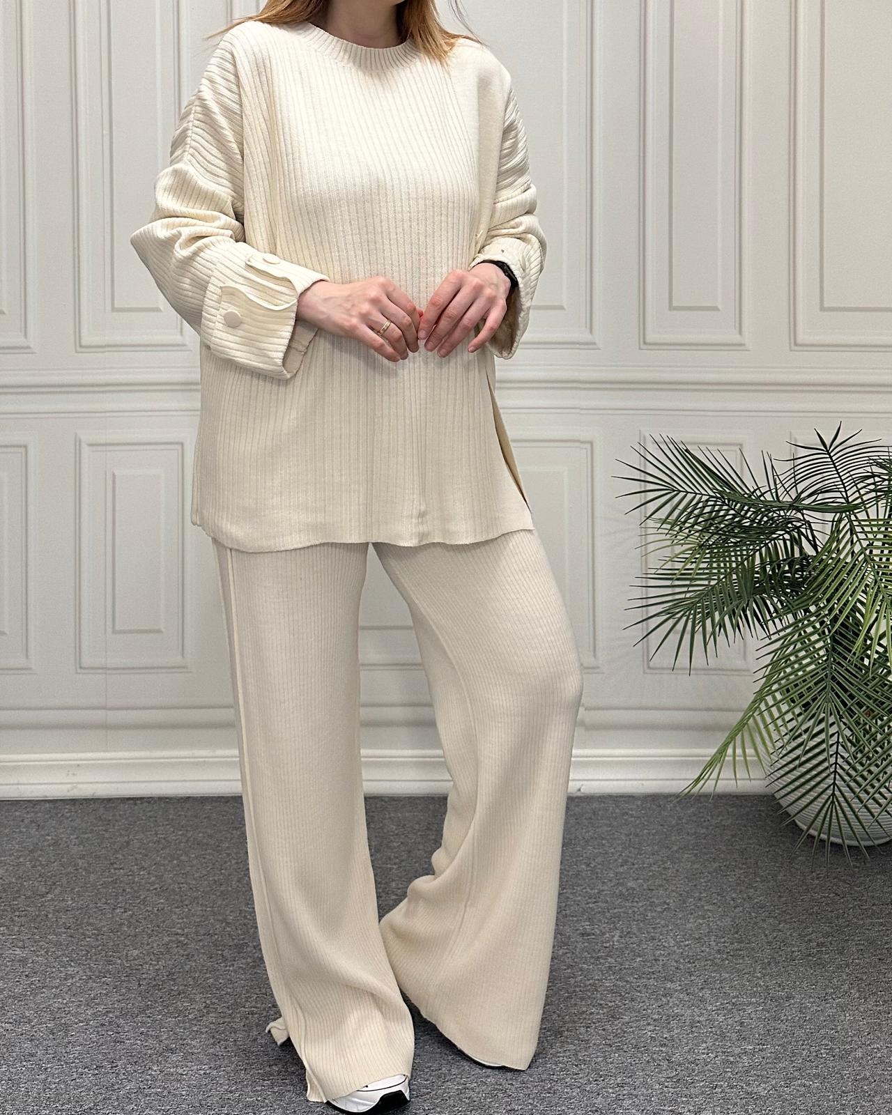 Ekru Triko İkili Takım