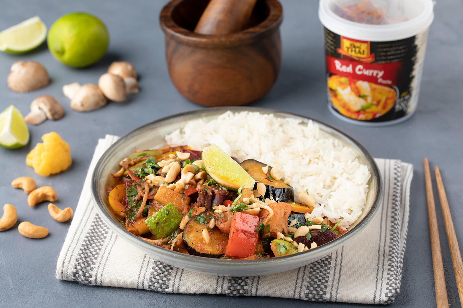 Real Thai Kırmızı Köri Ezmesi 400 Gr