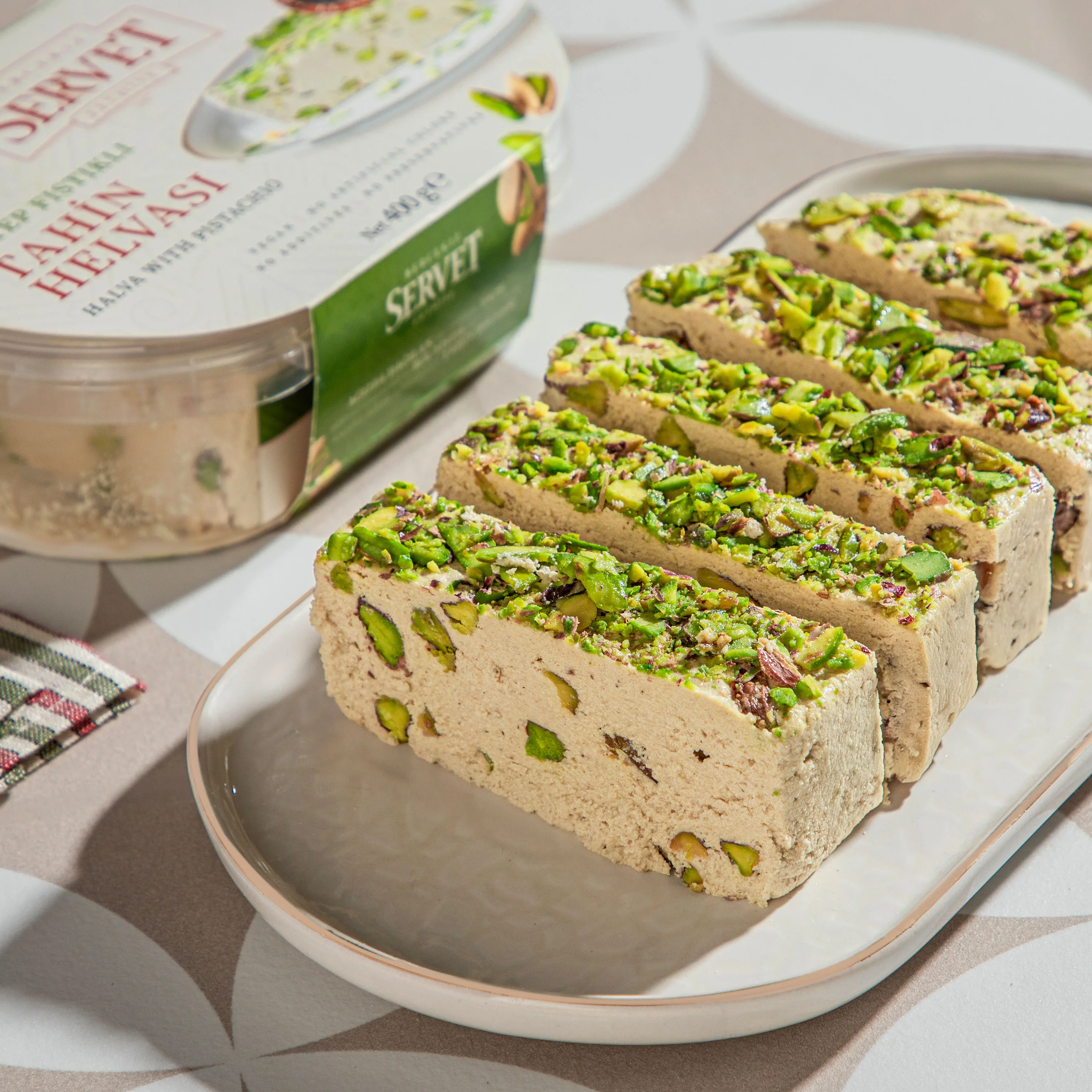 Servet Şekerleme Antep Fıstıklı Tahin Helvası 400 Gr