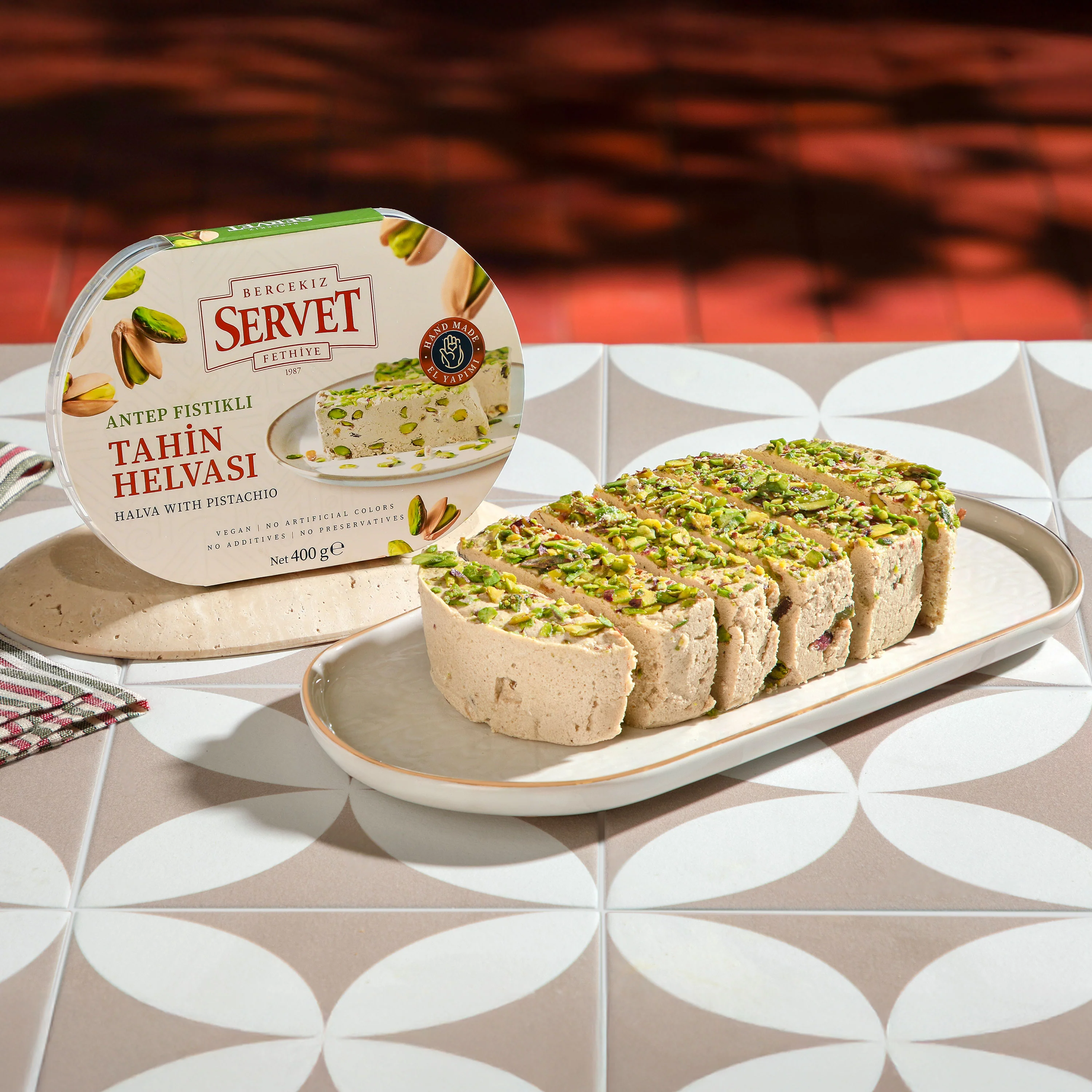 Servet Şekerleme Antep Fıstıklı Tahin Helvası 400 Gr