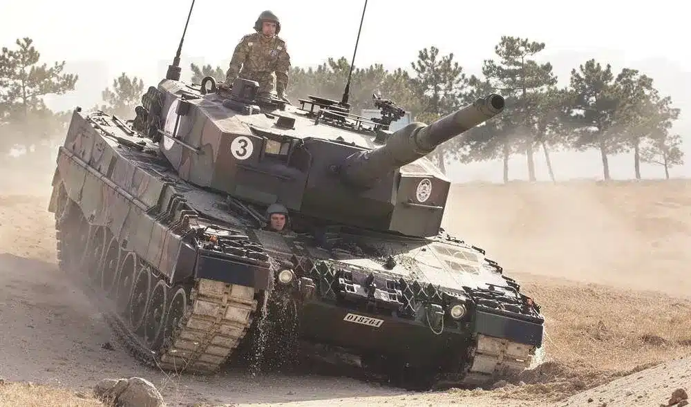 Askerde Tankçı Olmak Zor Mu?