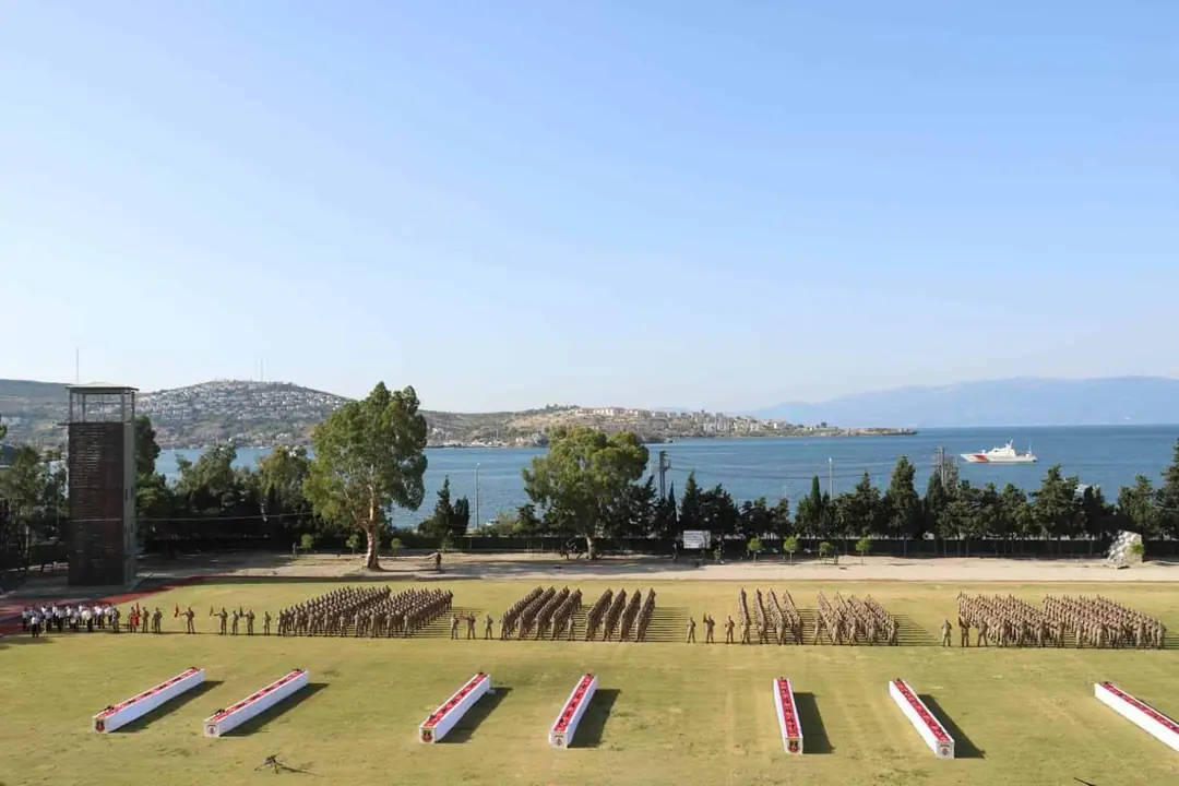 tegmen hangi okullarda okur maas