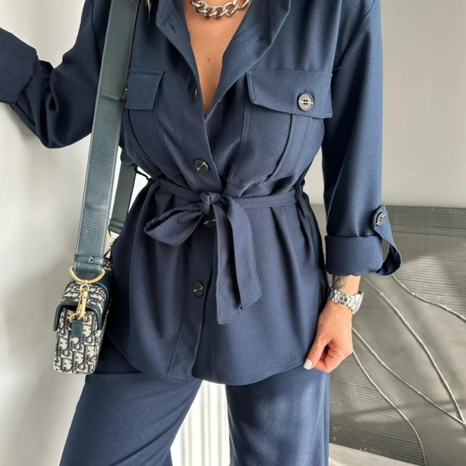 Lacivert Kuşaklı Safari Cepli Marka Takım