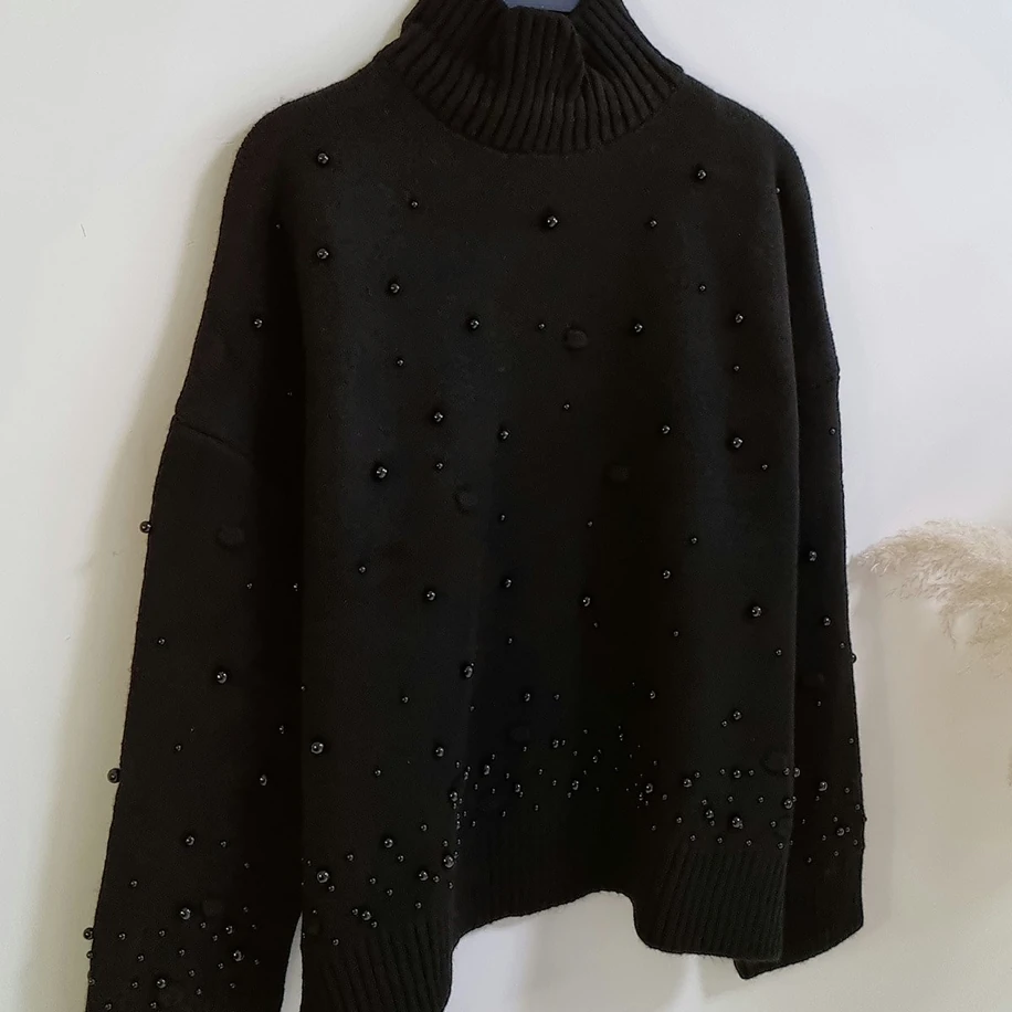 Balıkçı Yaka İnci Detay Kazak