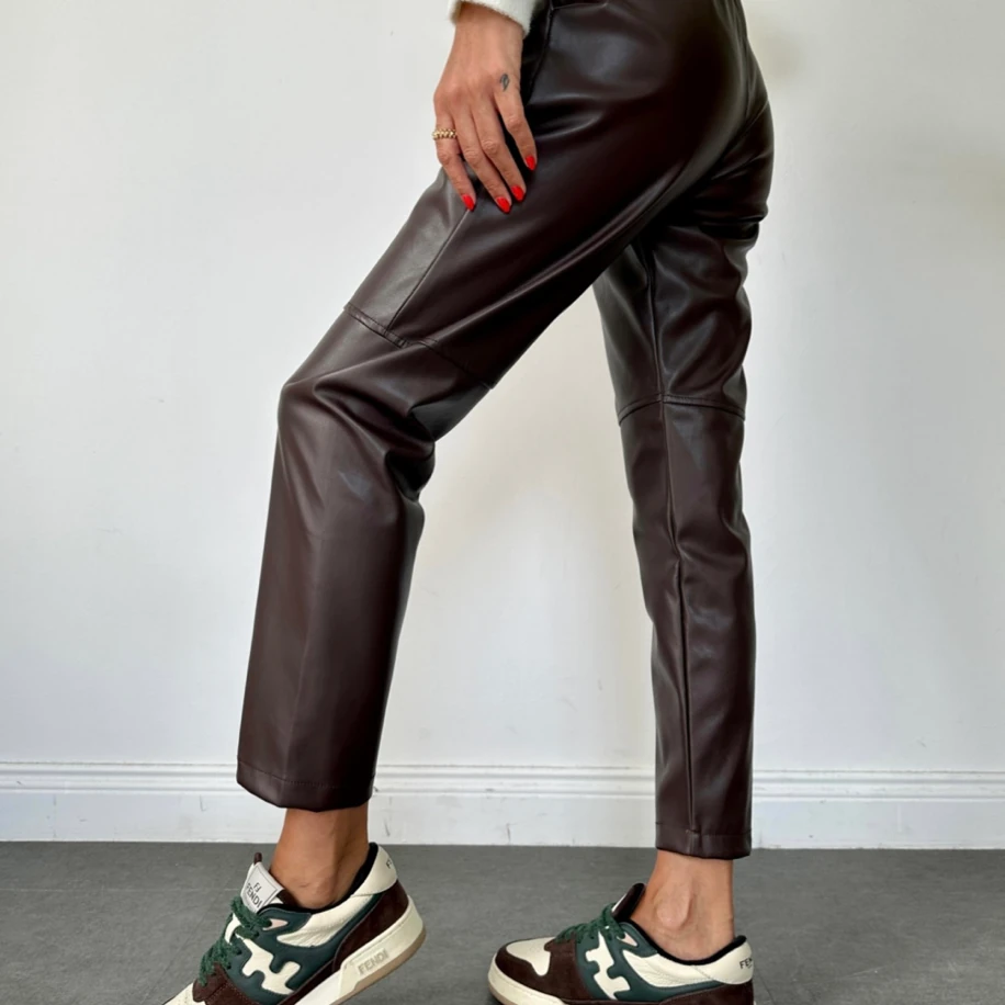 Beli Lastikli Acı Kahve Deri Pantolon