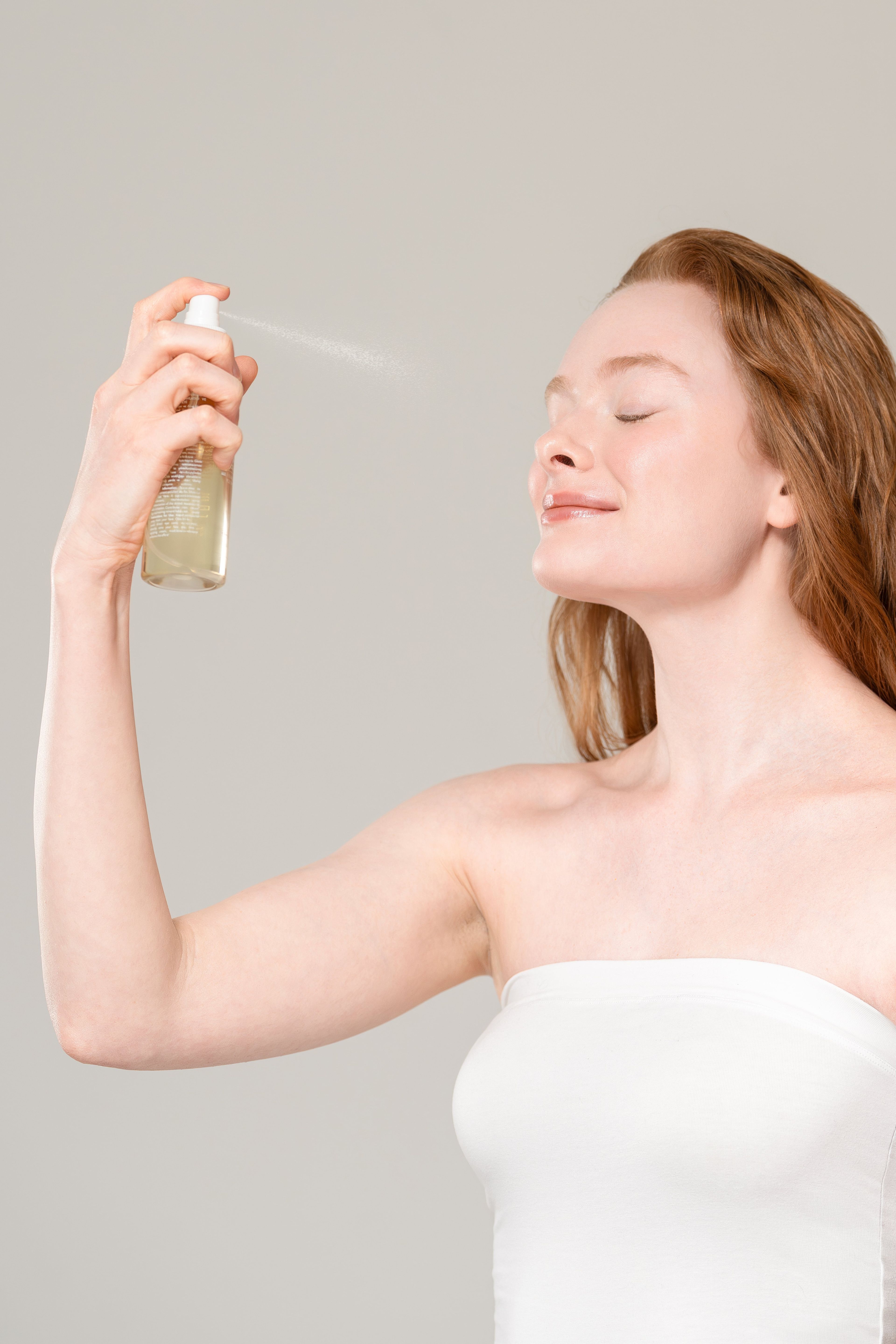 GLOWON FERAHLATICI VE BESLEYİCİ YÜZ SPREYİ 150 ML