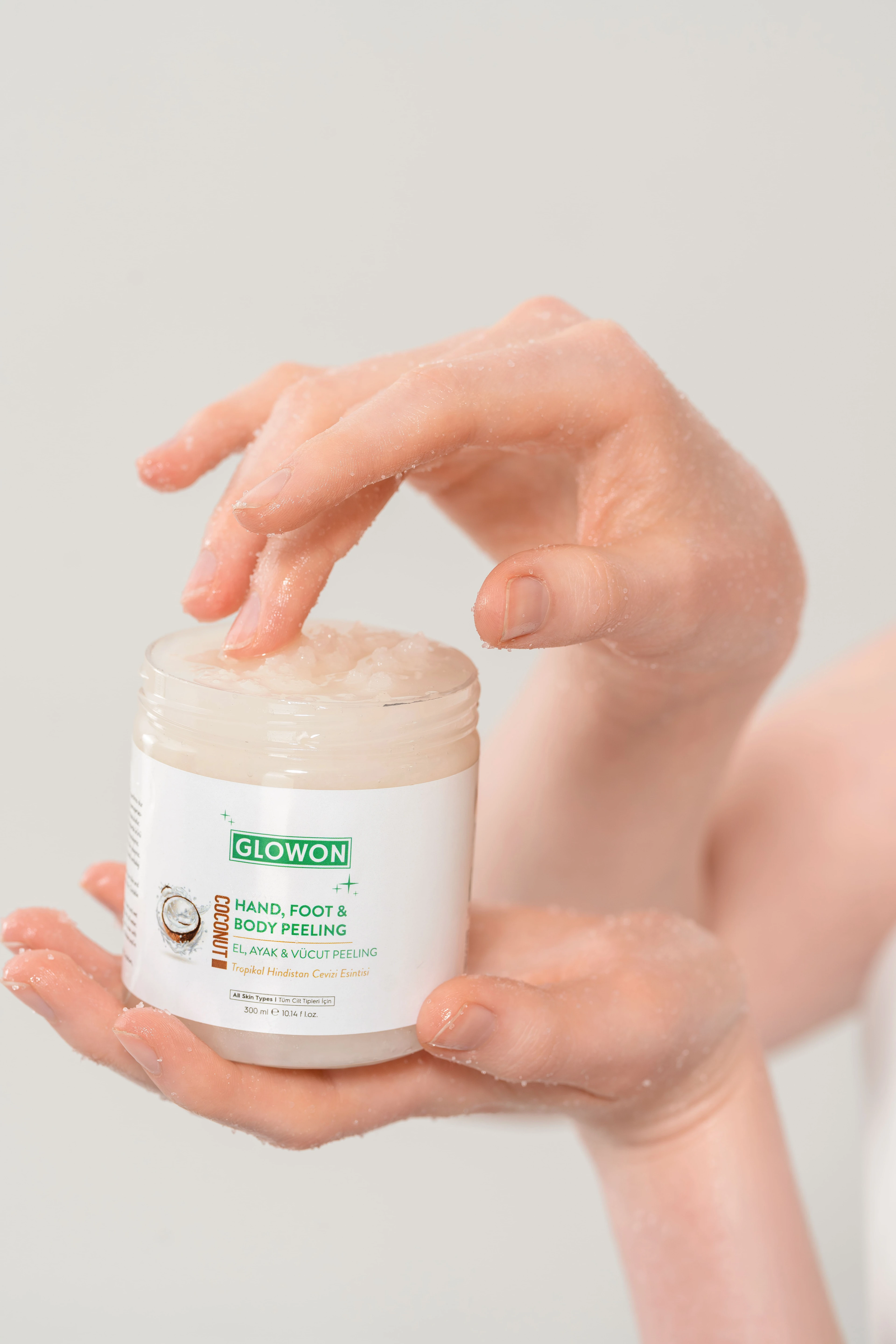 Glowon El, Ayak ve Vücut Peeling Tropikal Hindistan Cevizi Esintisi 300 ml