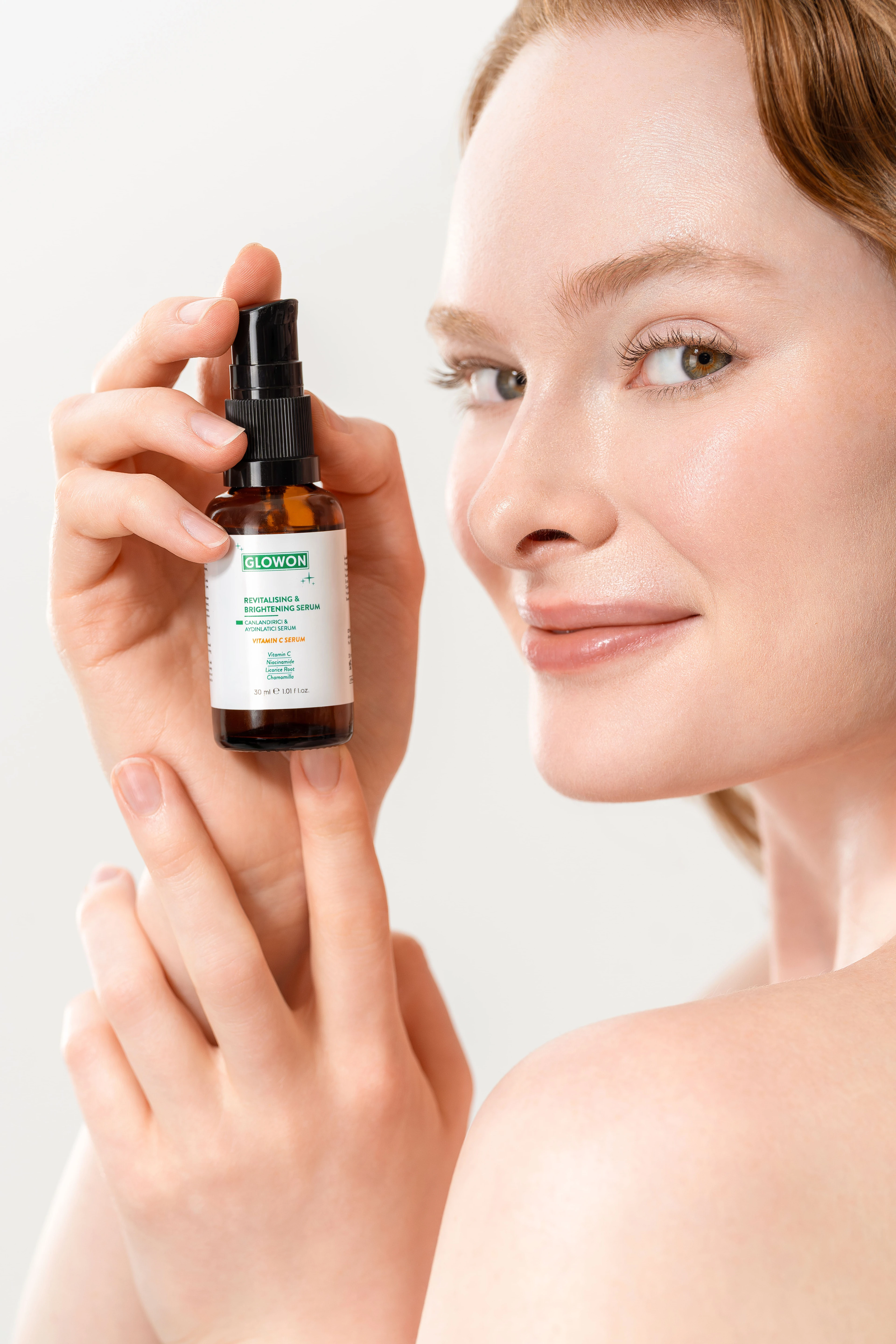 GLOWON SPF 50 Korumalı C Vitamini ve Nemlendirici İçeren 5'li Günlük Bakım Seti