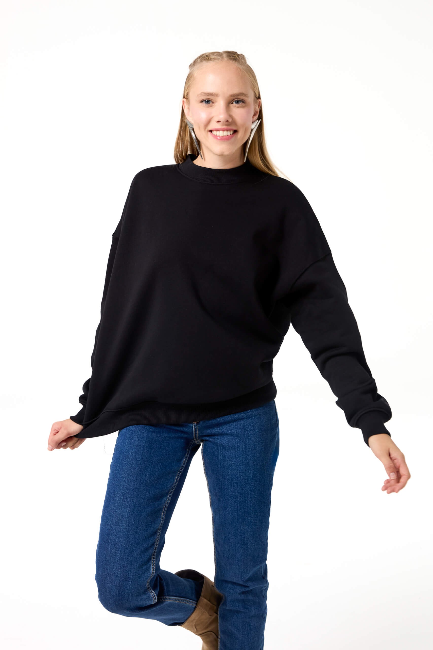 Logo Nakışlı Oversize Basic Sweatshirt