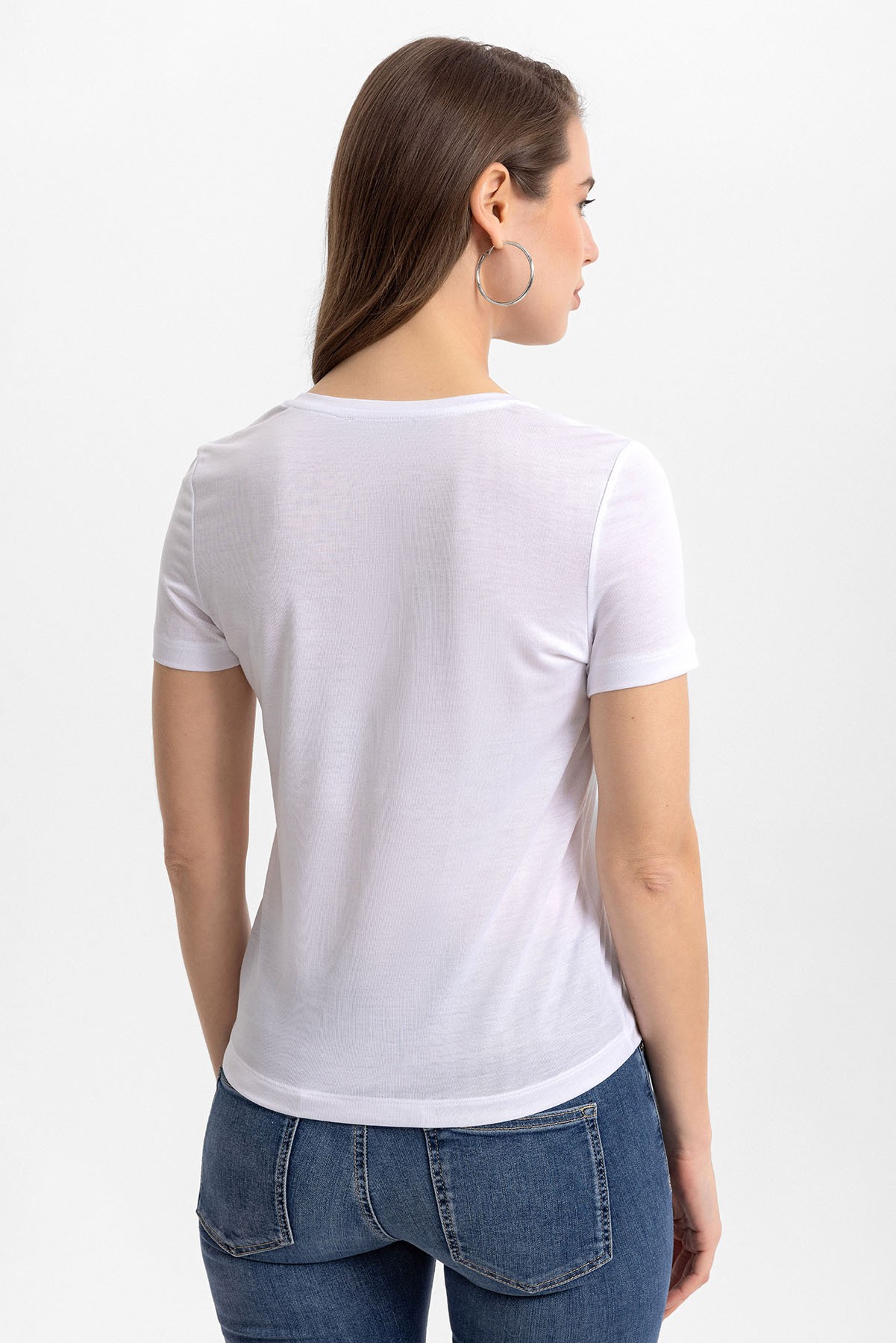 Geniş Yuvarlak Yaka Tensel Basic Tshirt