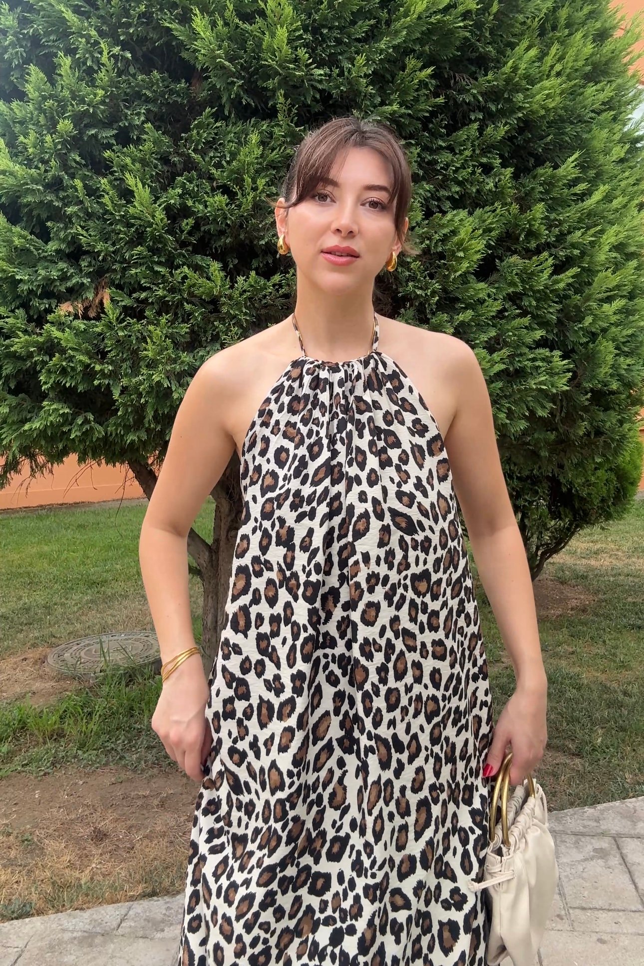LEOPAR DESEN BOYUNDAN BAĞLAMALI SIRT DETAY ELBİSE