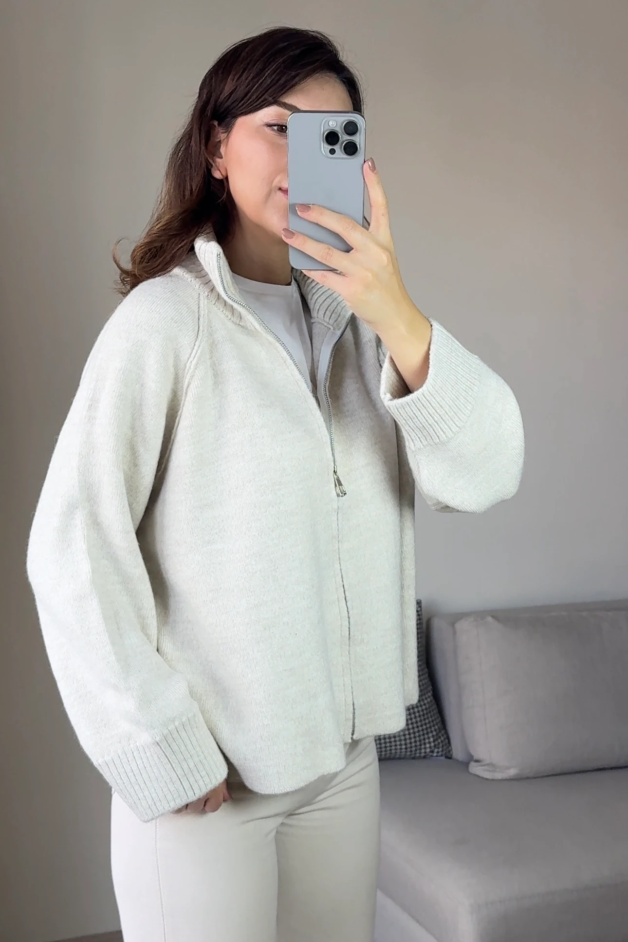 DİK YAKA FERMUARLI KALIN TRİKO HIRKA