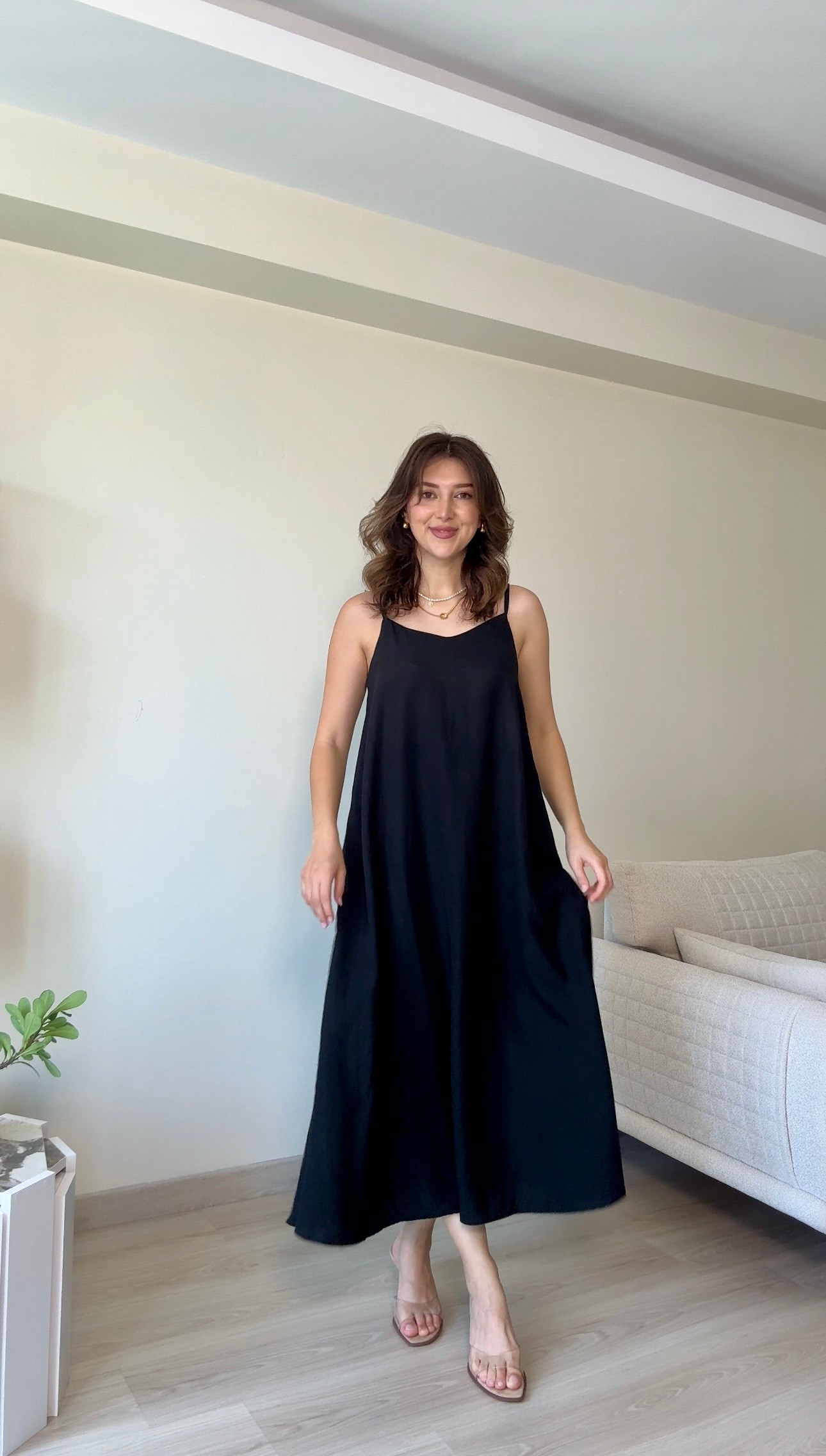 ASKILI AEROBİN KUMAŞ MİDİ ELBİSE
