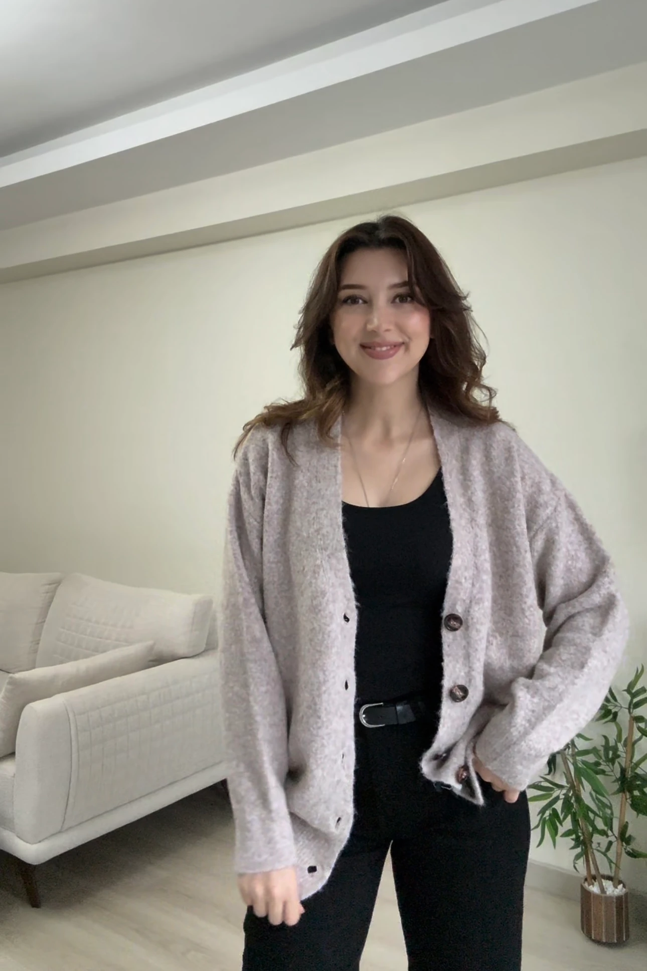 DÜĞMELİ YÜN HIRKA - Taş