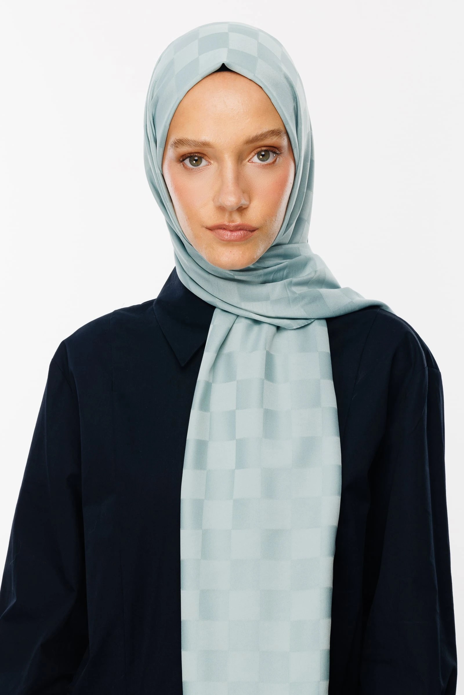 Checkers Pattern Silk Jacquard Shawl - Cagla