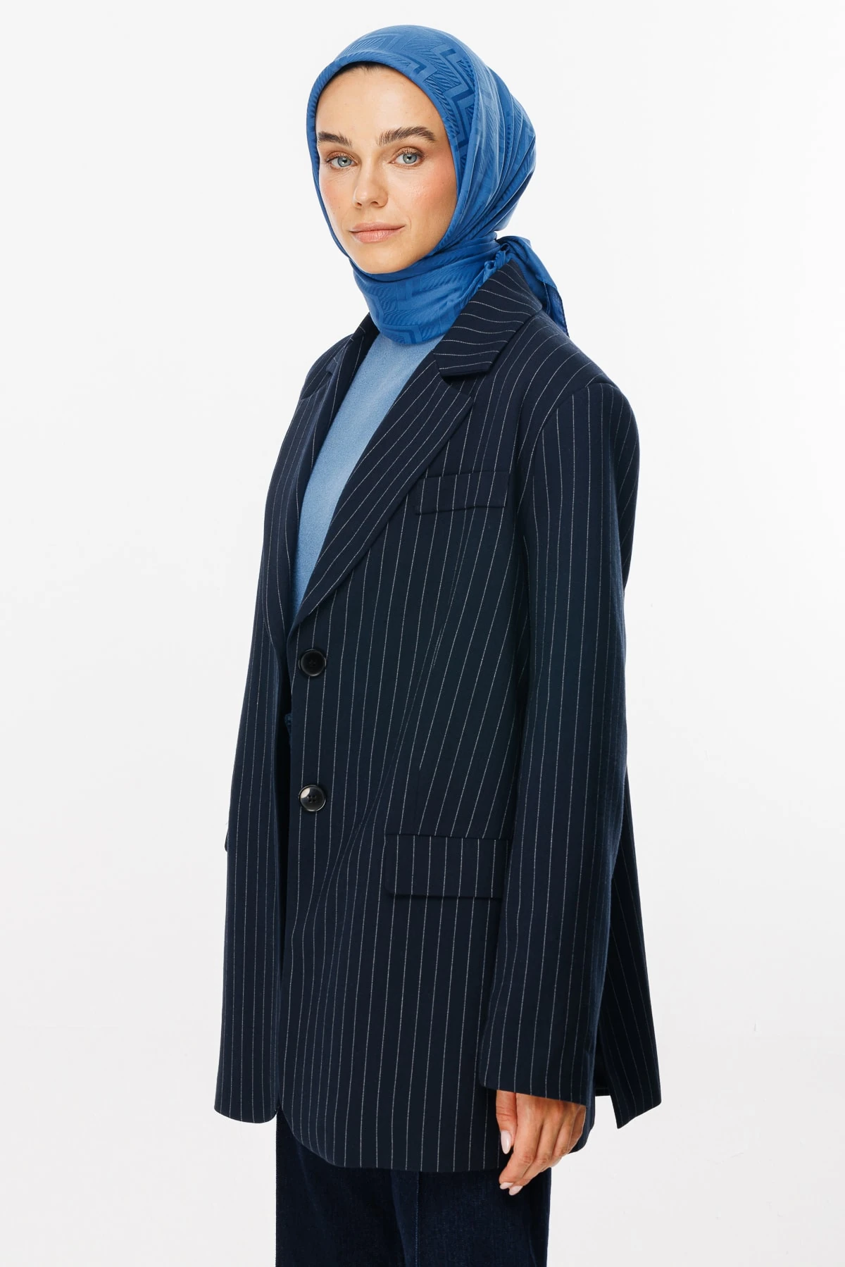 Viora Pattern Silky Jacquard Scarf - Indigo