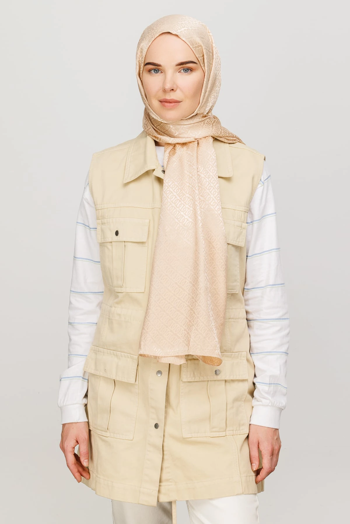 Toptan Forever Desen Parlak Jakar Şal - Kum Beji