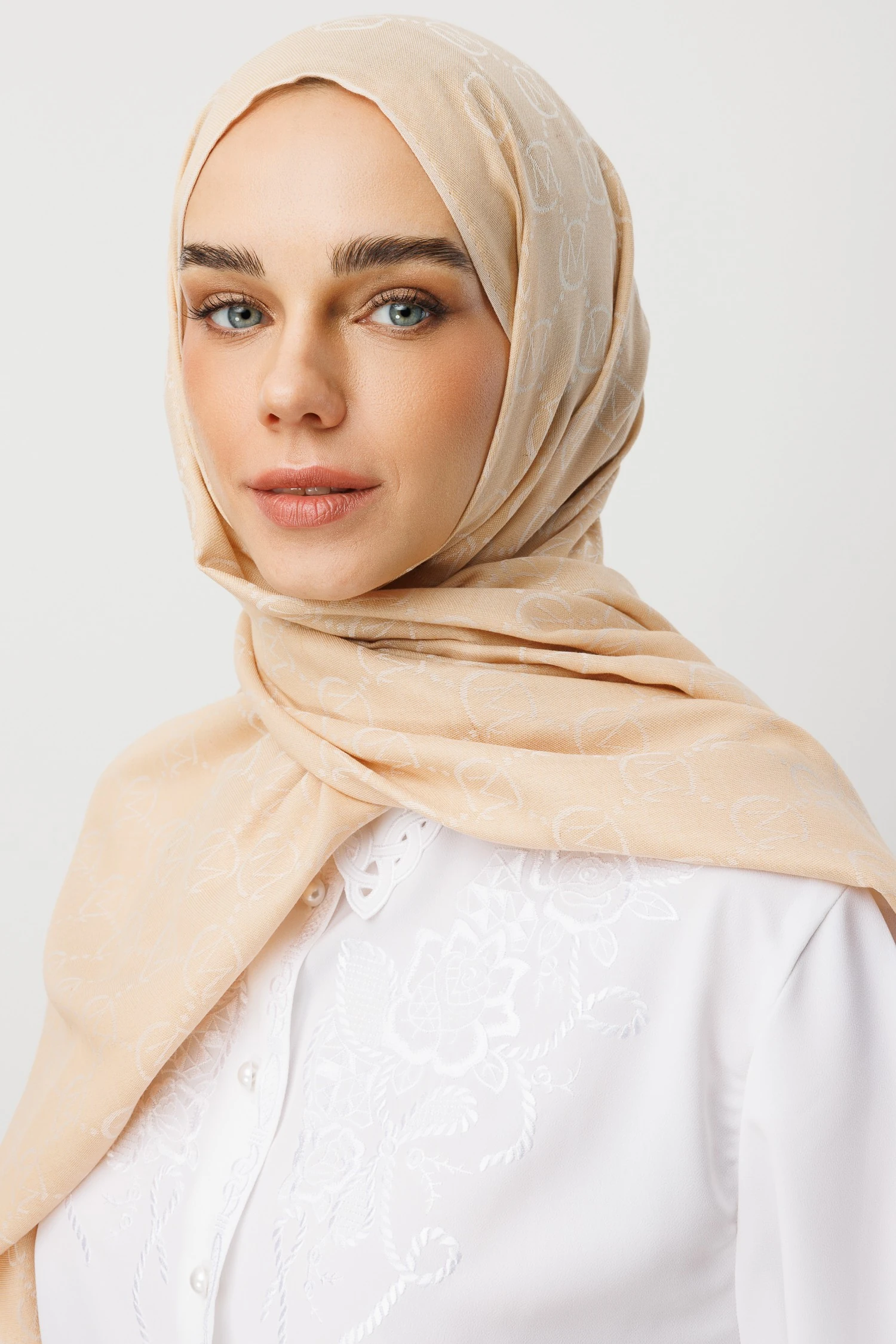 Toptan Yün İpek Şal - Vanilya