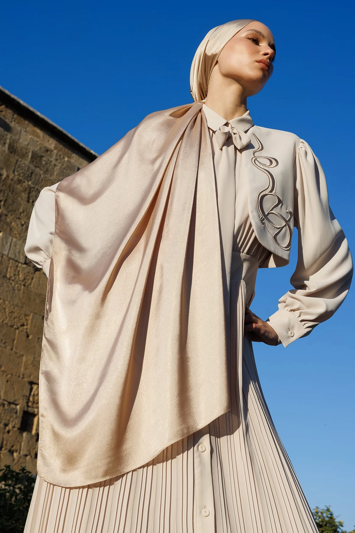 Diamond Aura Shawl - Beige