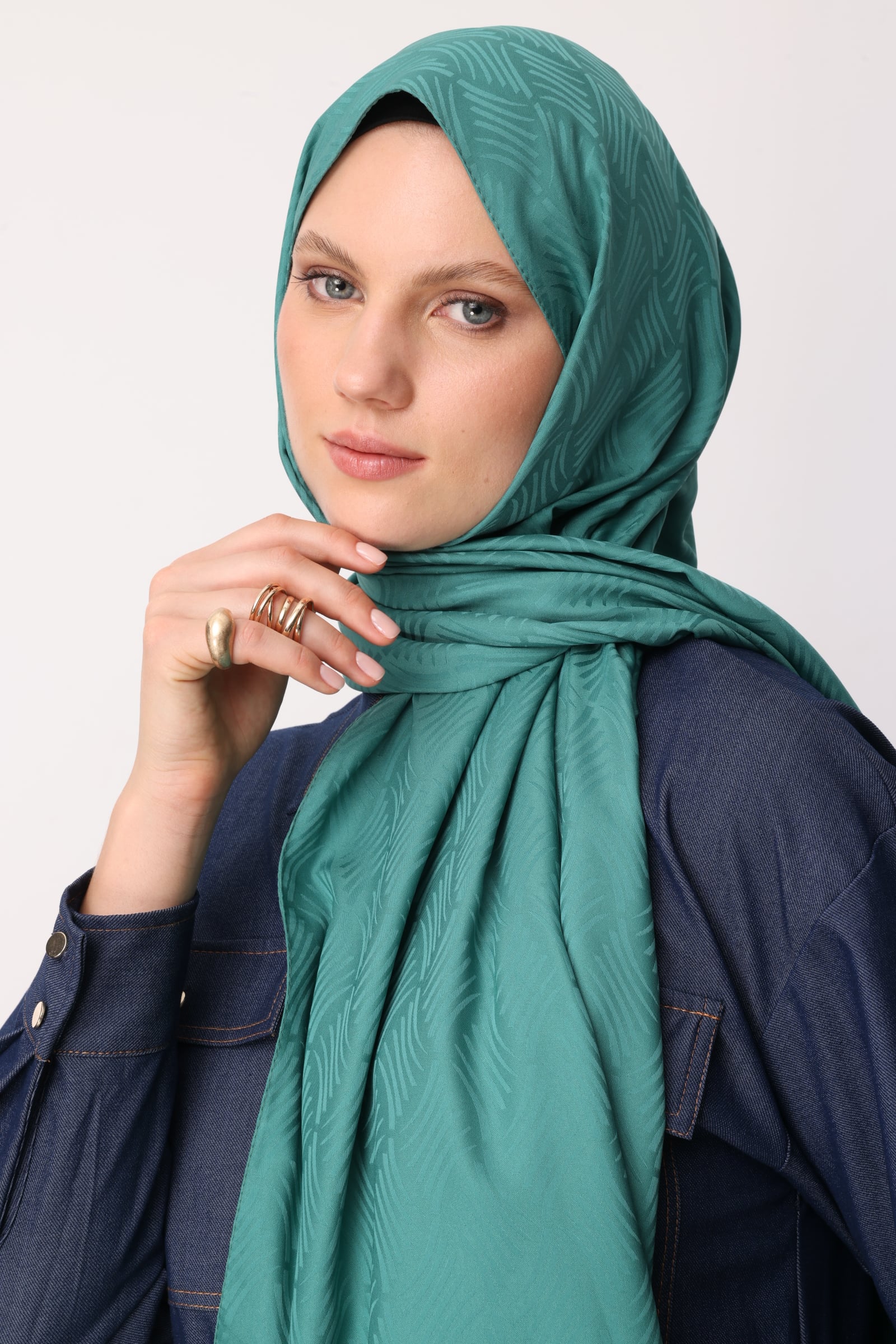 Aura Pattern Silk Jacquard Shawl - Mint Green