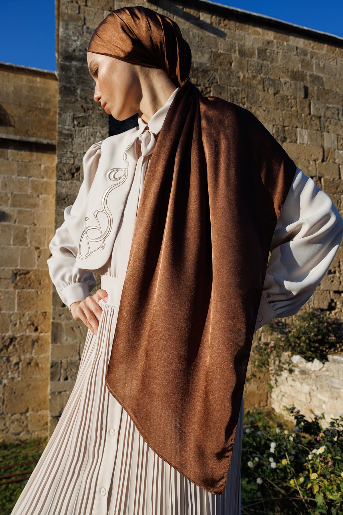 Diamond Aura Shawl - Brown