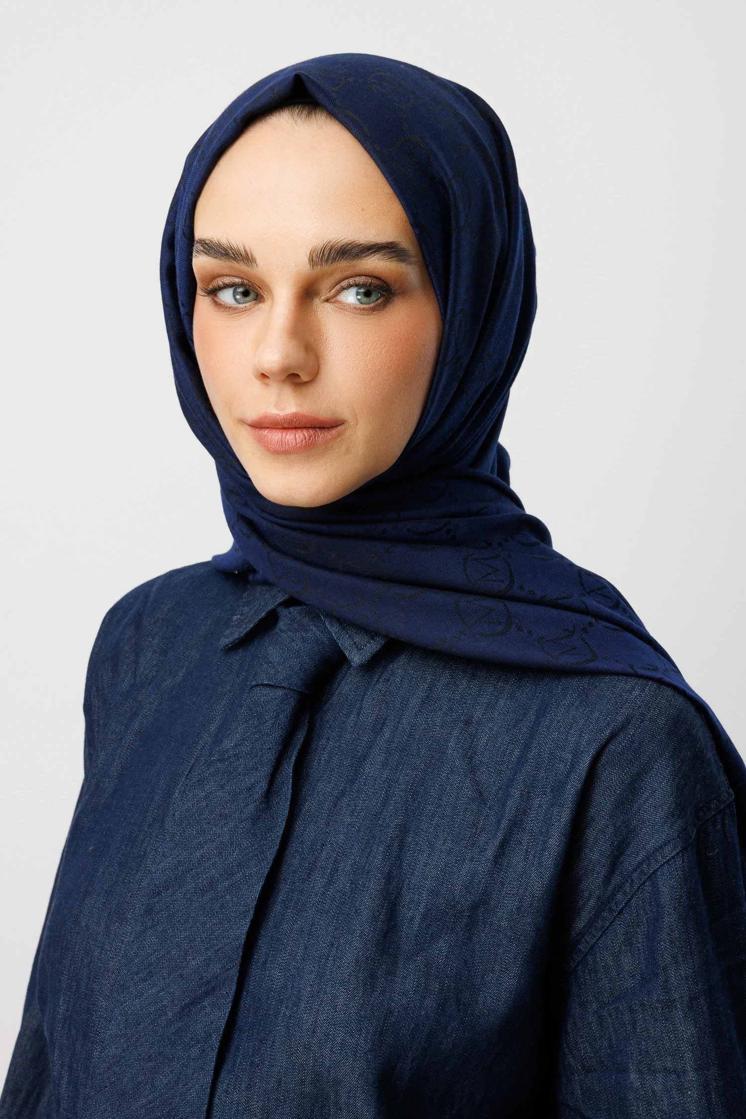 Toptan Yün İpek Şal - Safir