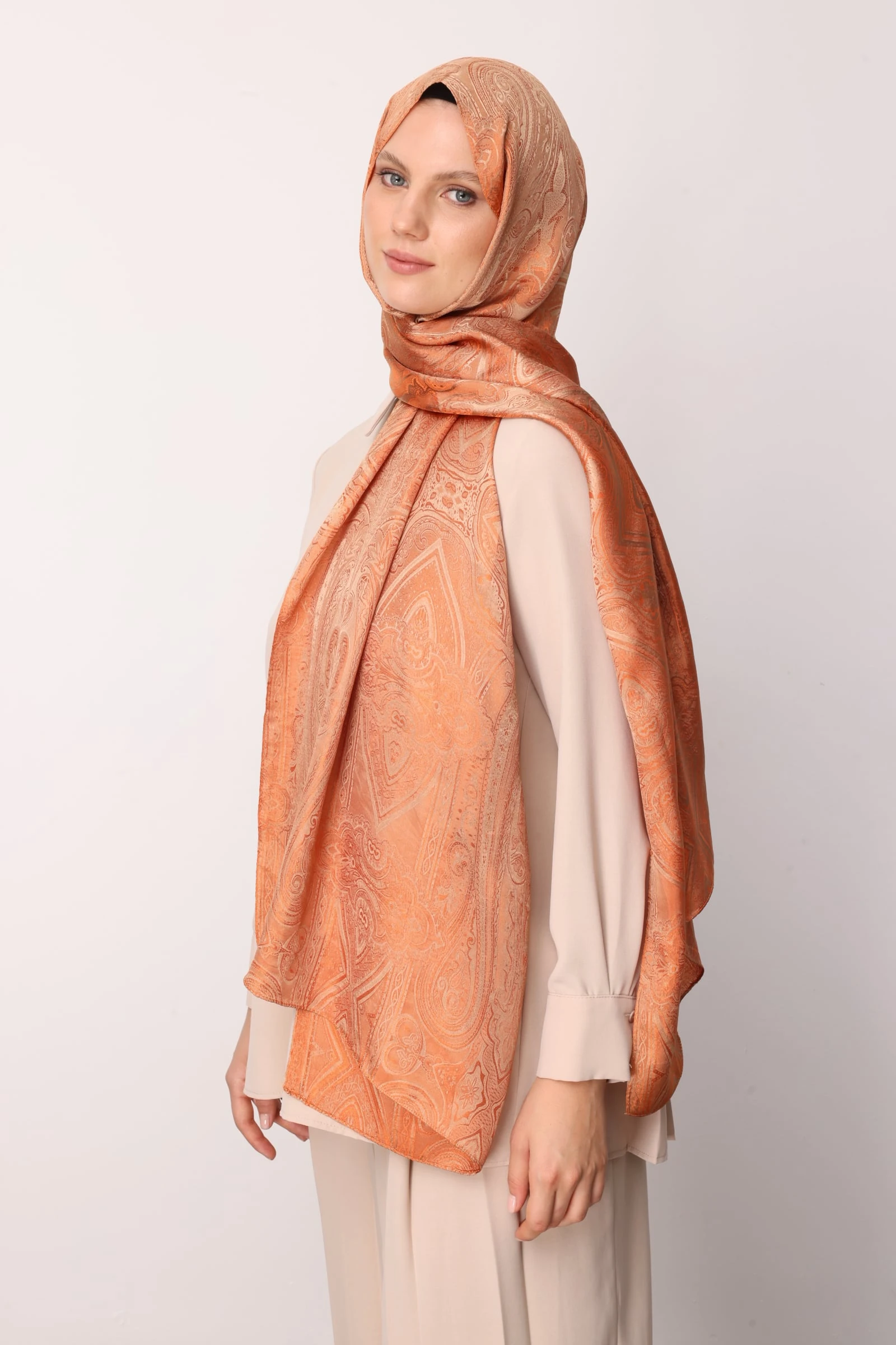 Liva Pattern Shine Line Shawl - Mink-Cinnamon