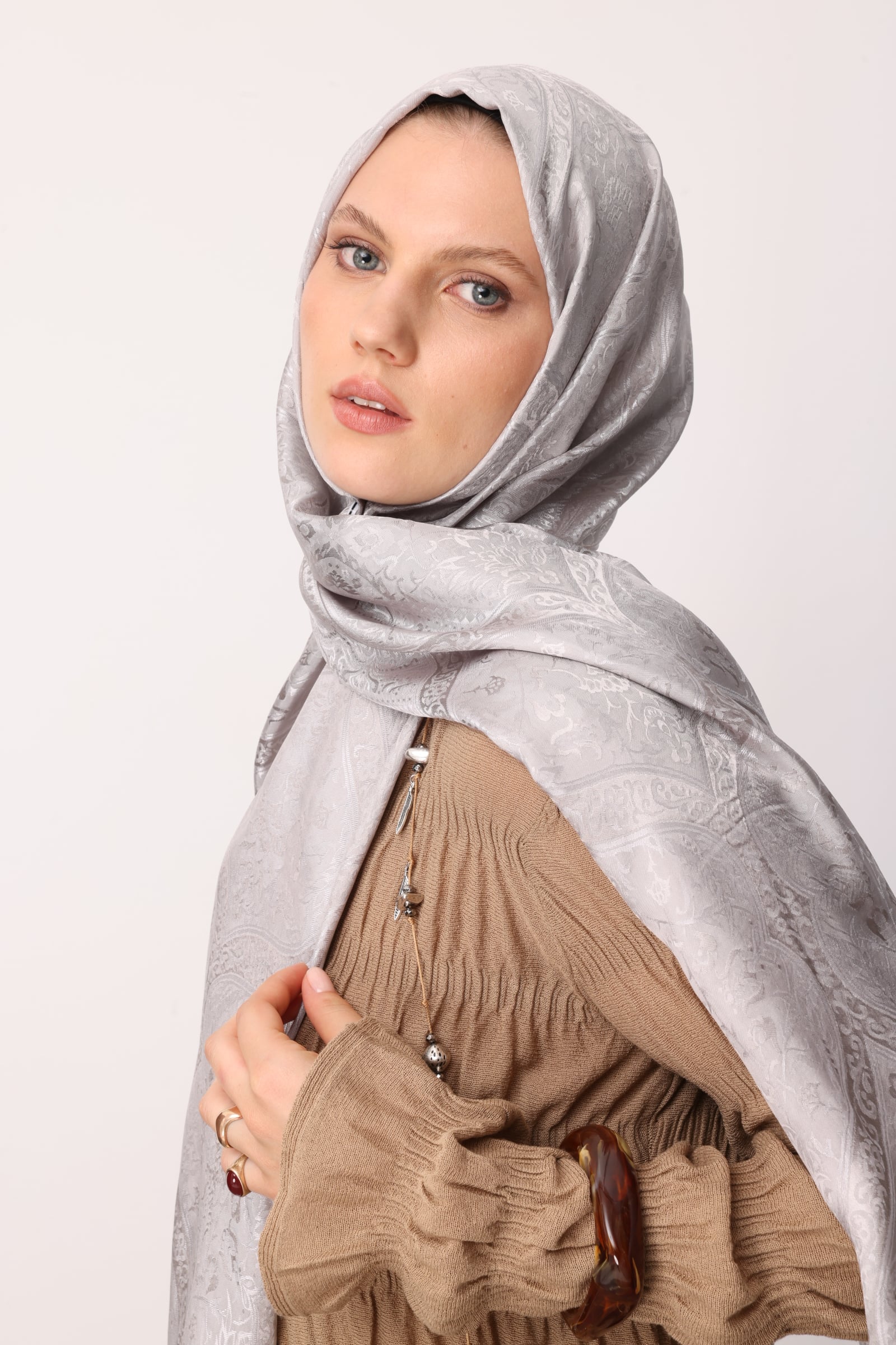 Shline Line Viscose Shawl - Mink-Stone Color