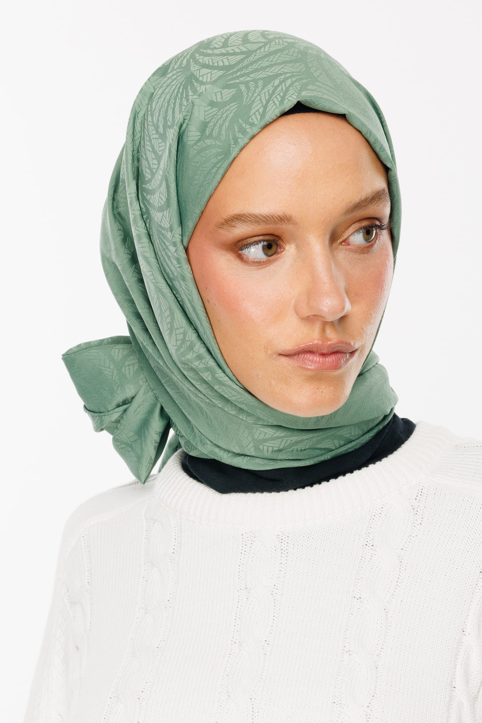 Artemis Pattern Silk Jacquard Shawl - Mold Green