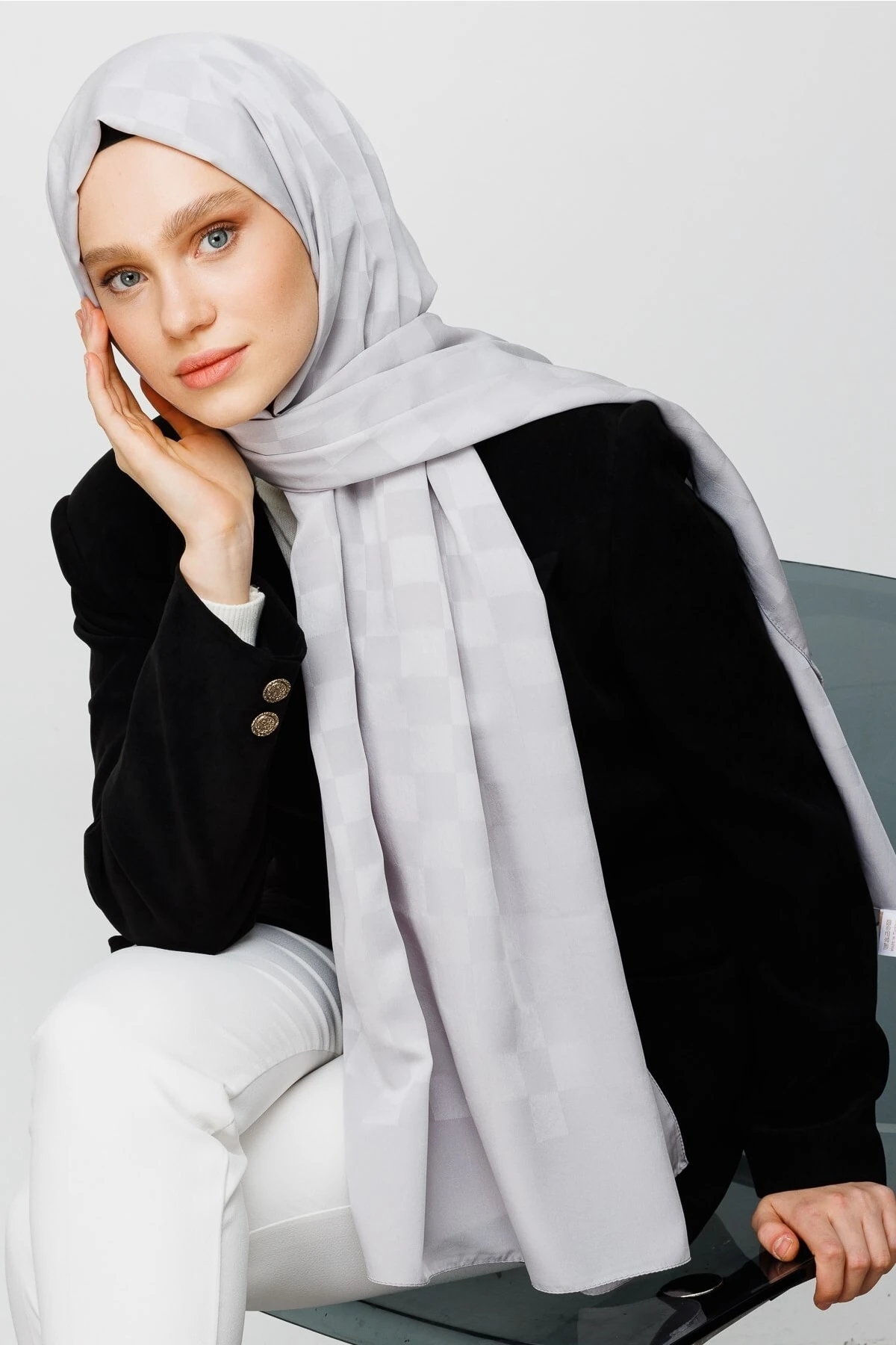 Toptan Dama Desen İpeksi Jakar Şal - Gümüş