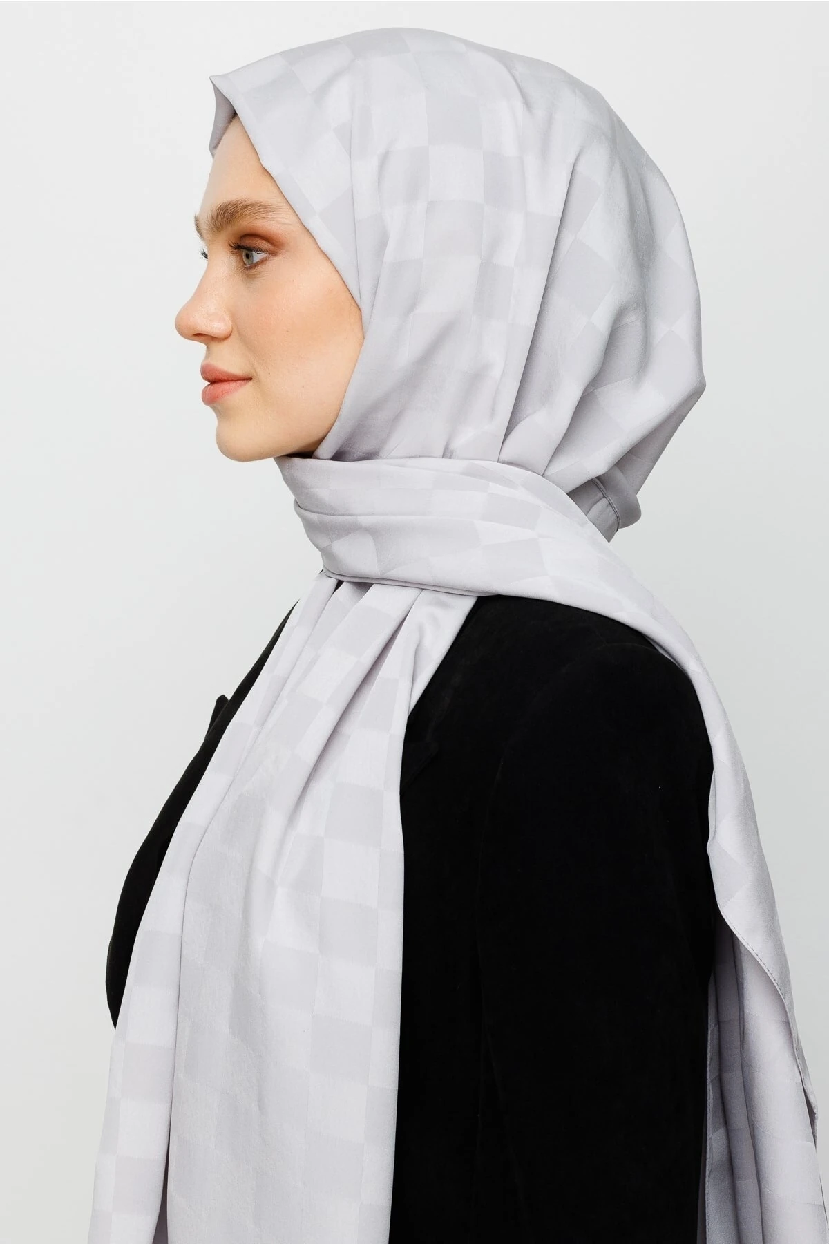 Toptan Dama Desen İpeksi Jakar Şal - Gümüş