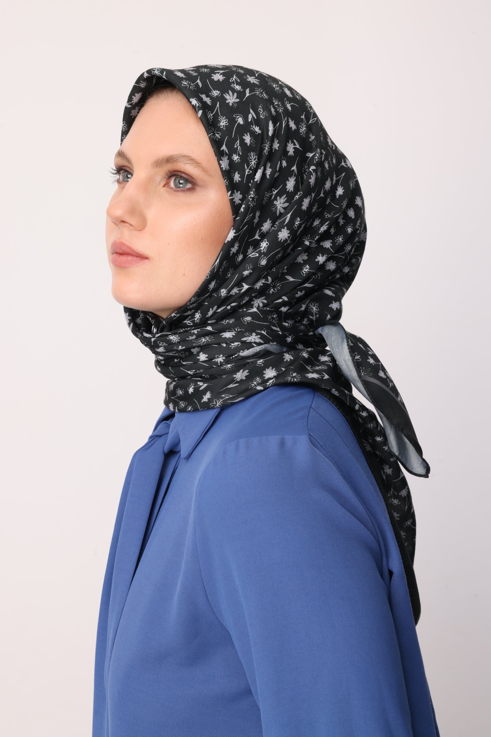 Toptan Minor Desen Pamuk Eşarp - Siyah