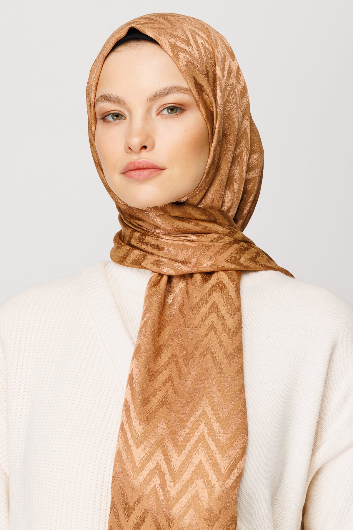 Zigzag Pattern Shiny Jacquard Shawl - Biscuit