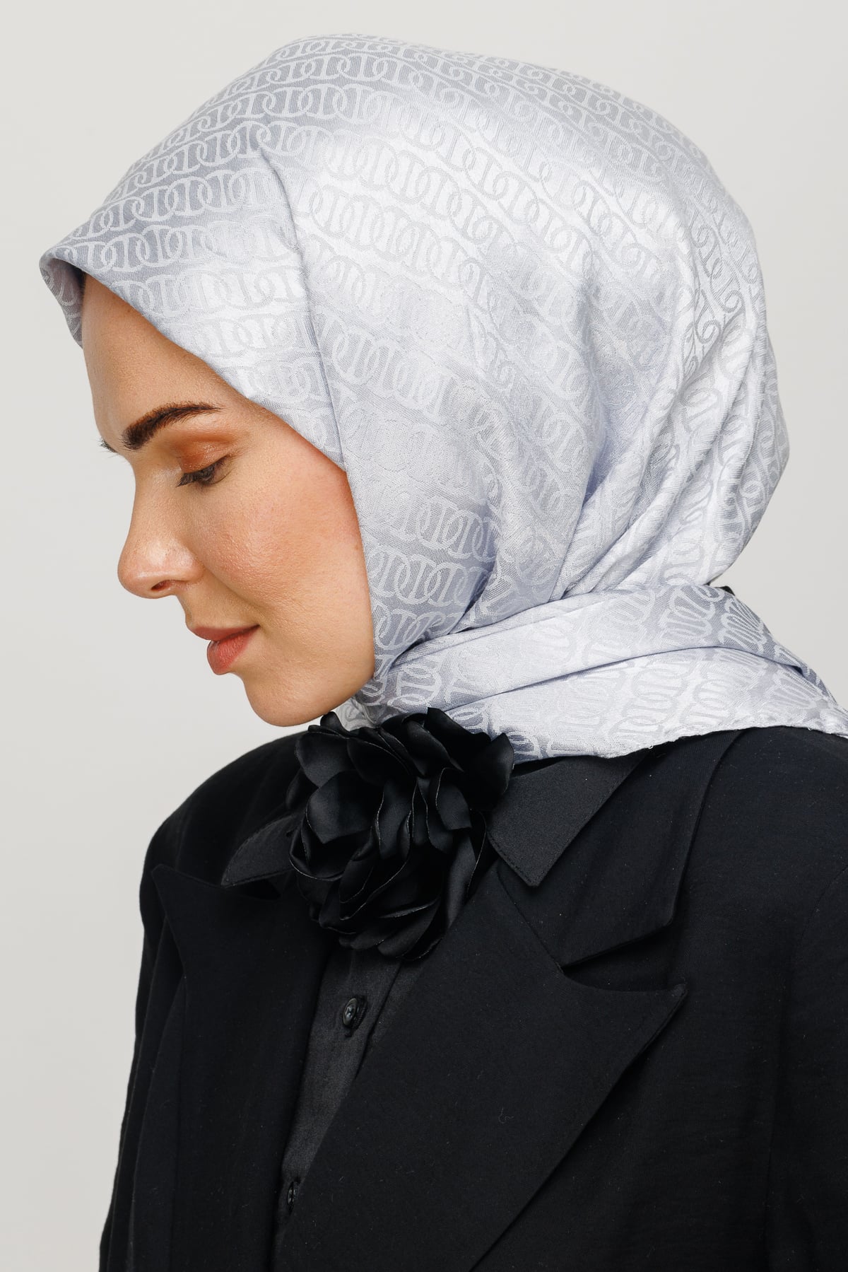 Toptan Forever Desen Parlak Jakar Şal - Gümüş