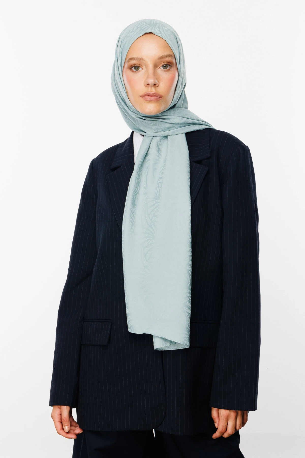 Artemis Pattern Silk Jacquard Shawl - Cagla