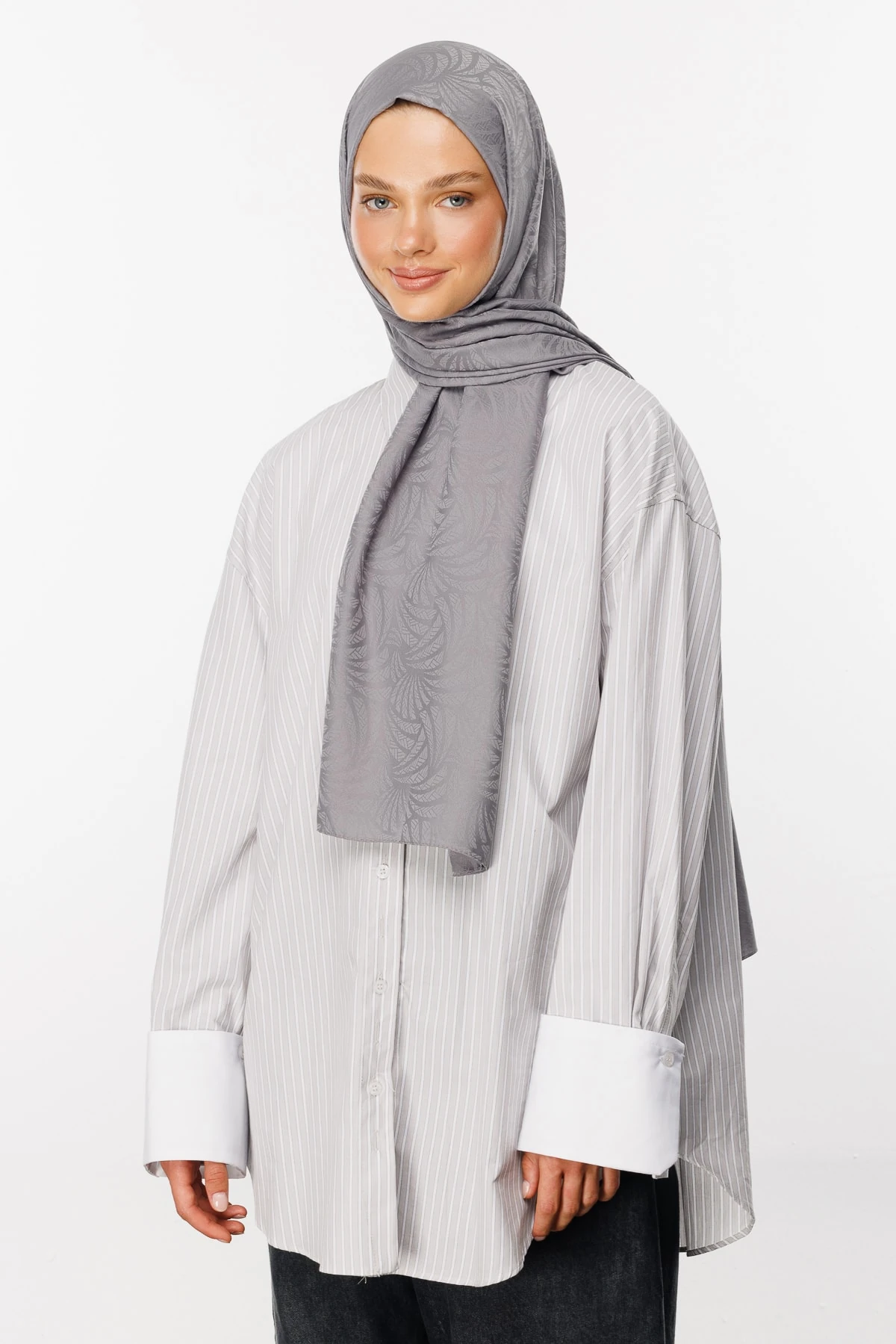 Toptan Artemis Desen İpeksi Jakar Şal - Gri