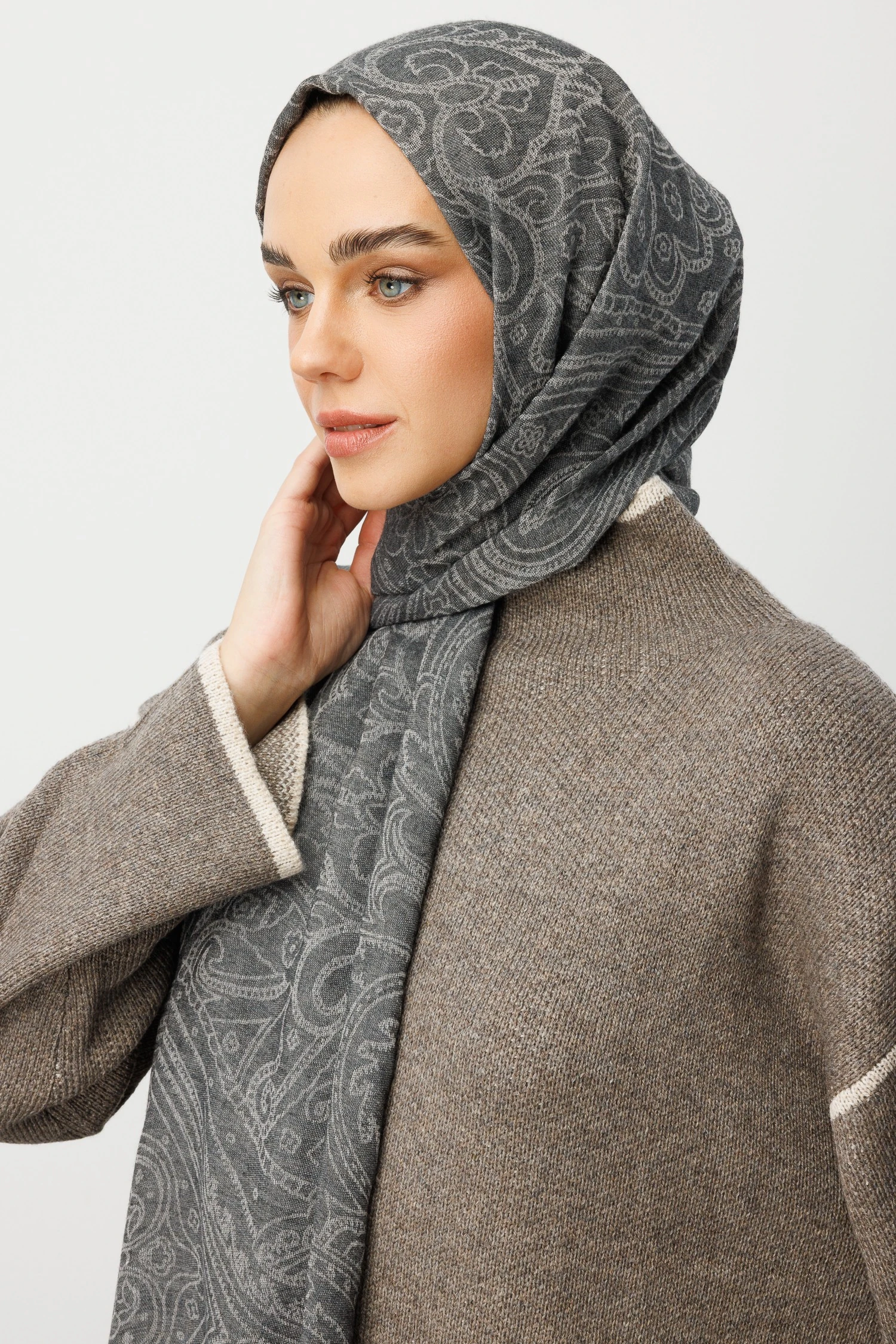 Toptan Rumi Desen Yün Kaşmir Şal - Füme