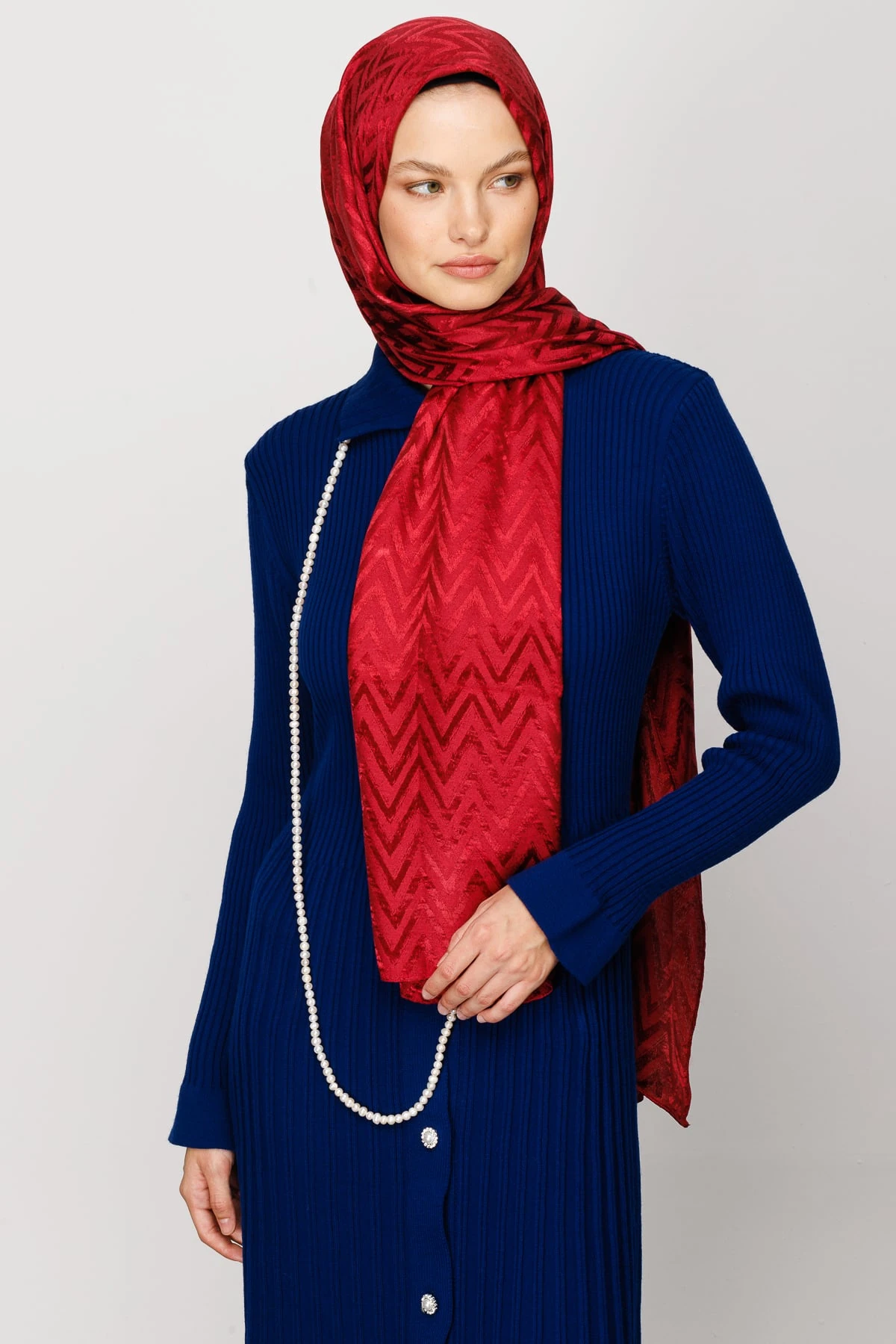 Zigzag Pattern Shiny Jacquard Shawl - Cherry Rot