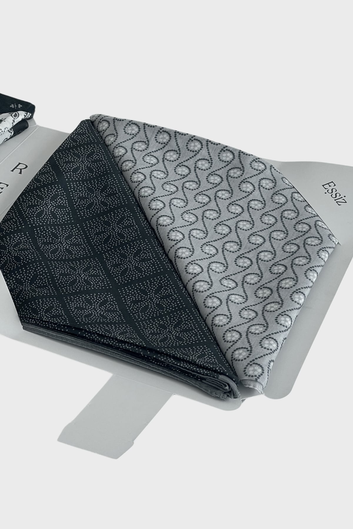 Toptan Retro Eşarp Koleksiyonu