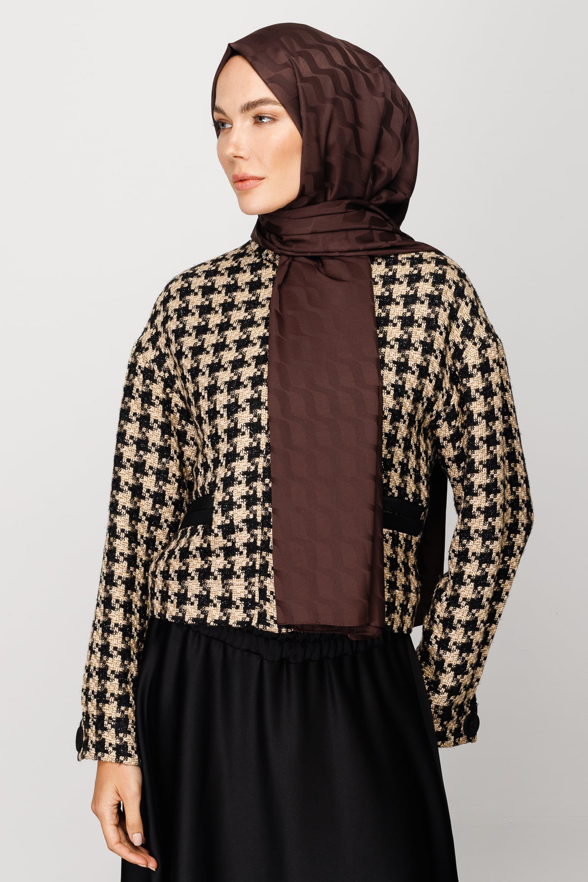 Wave-Pattern Silky Jacquard Shawl - Bitter Coffee